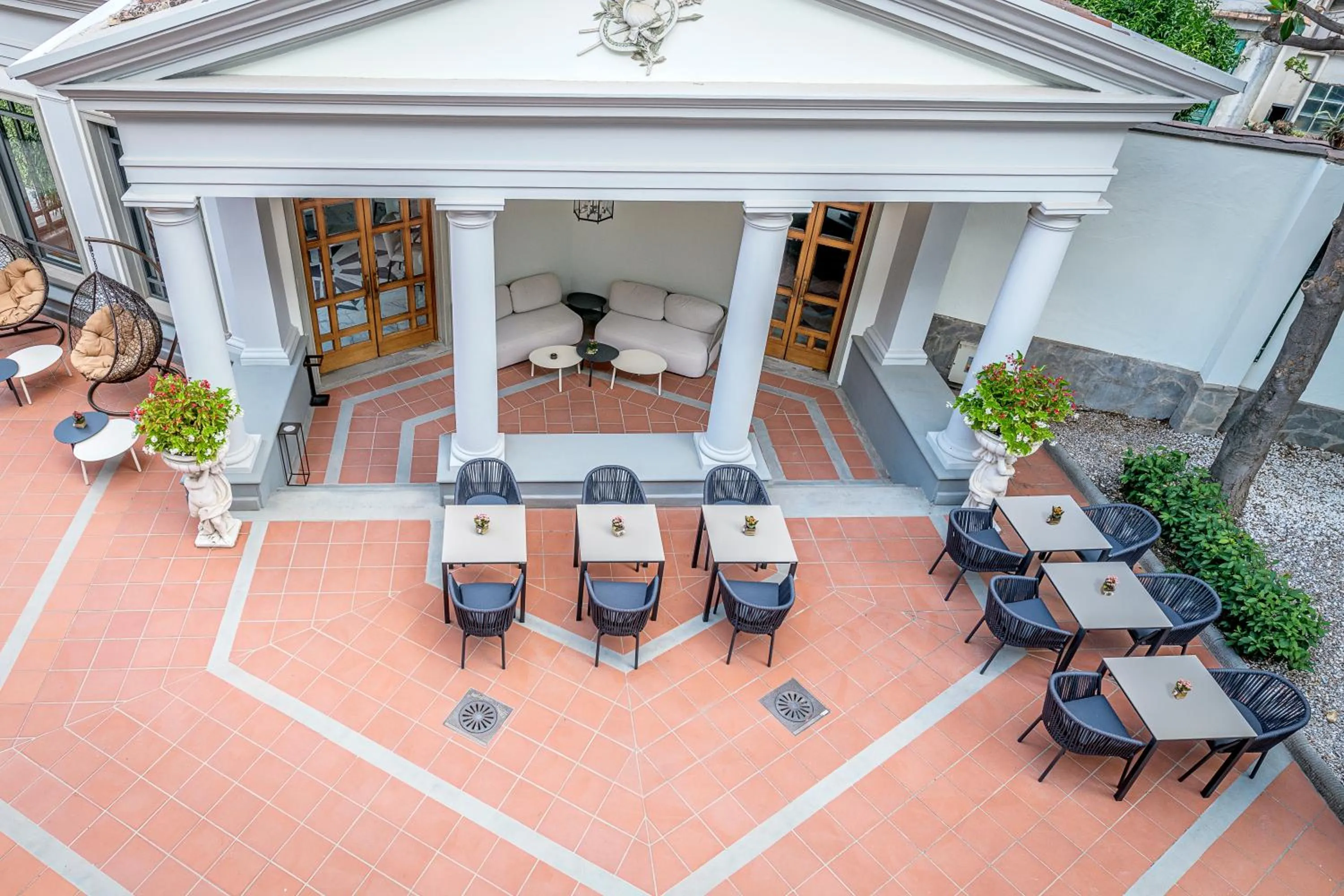 Inner courtyard view in Palazzo Montebello