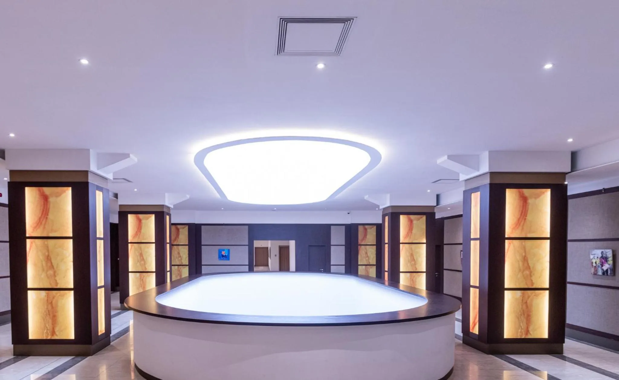 Property building in Krystal Palace Douala