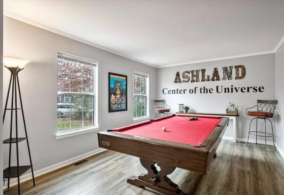 Charming 3-Bedroom Home in Heart of Ashland