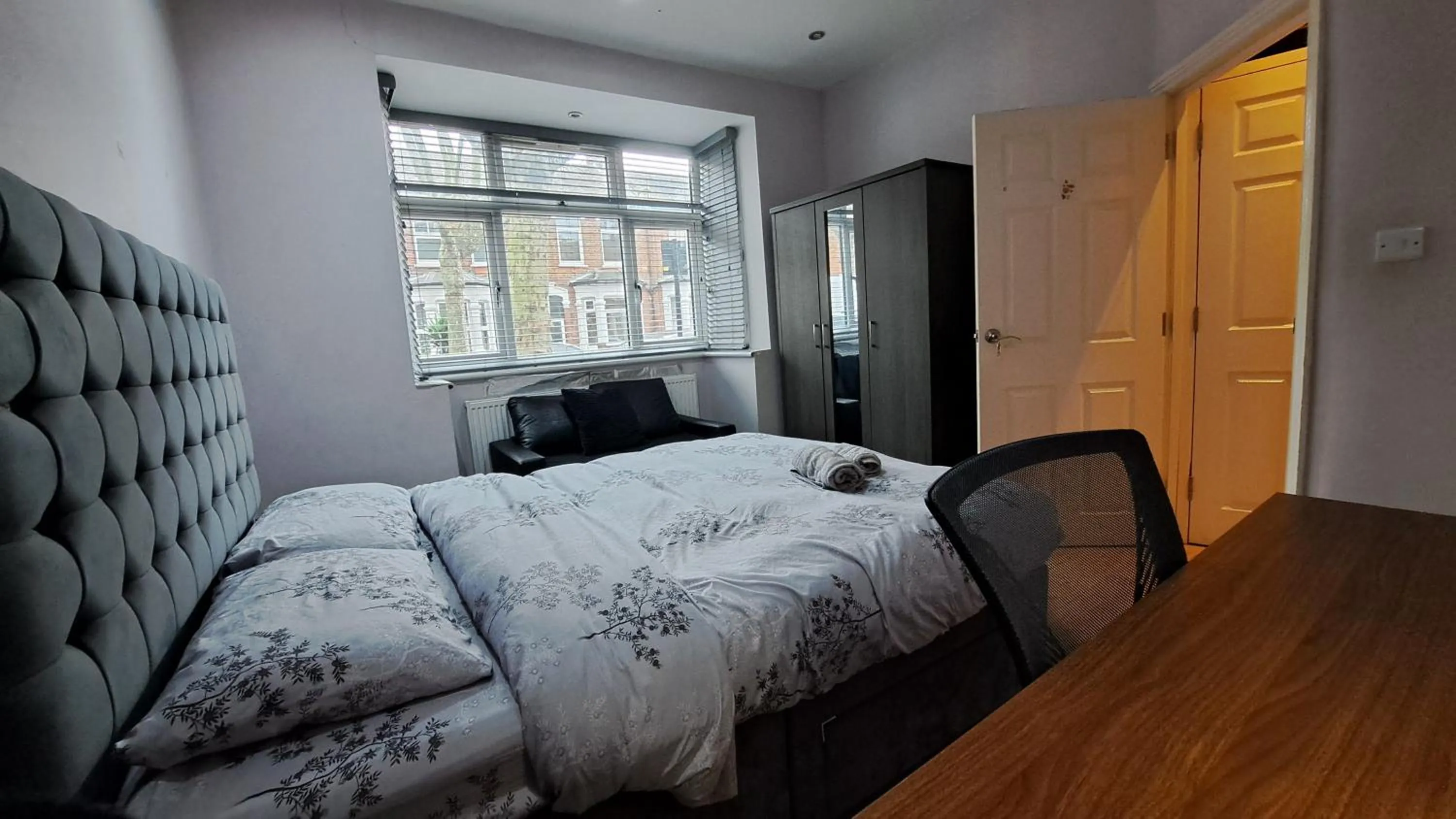 Bed in Comfy Fenia Stay