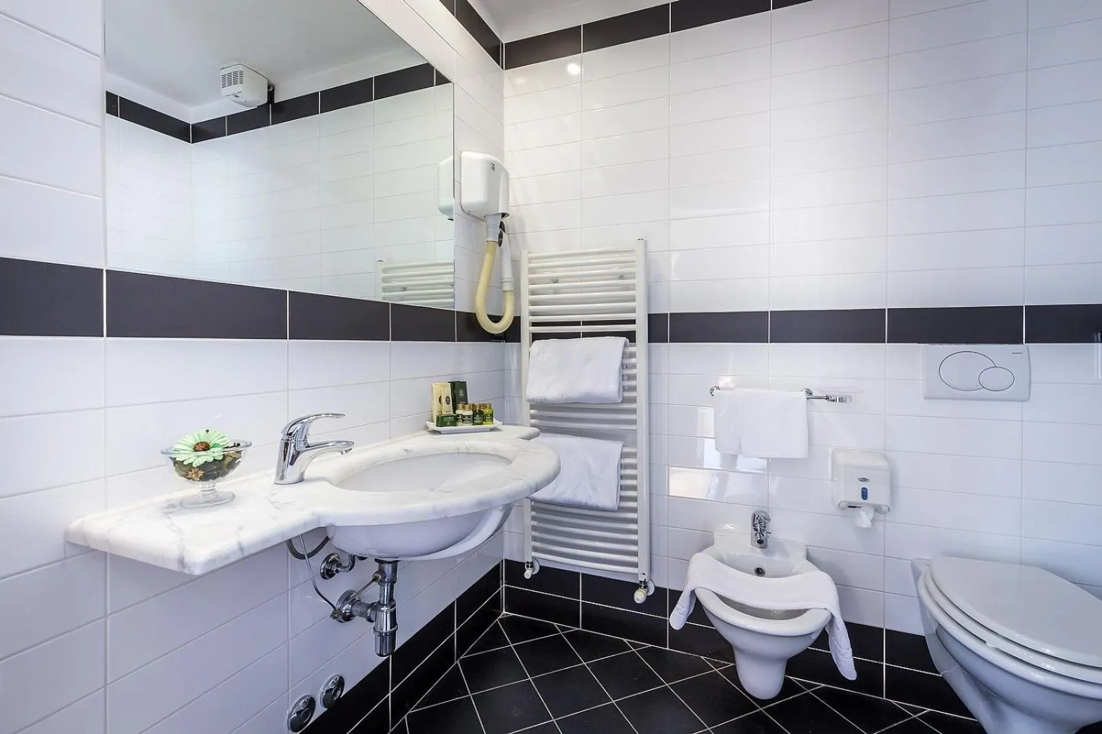 Bathroom in Hotel Duomo Firenze