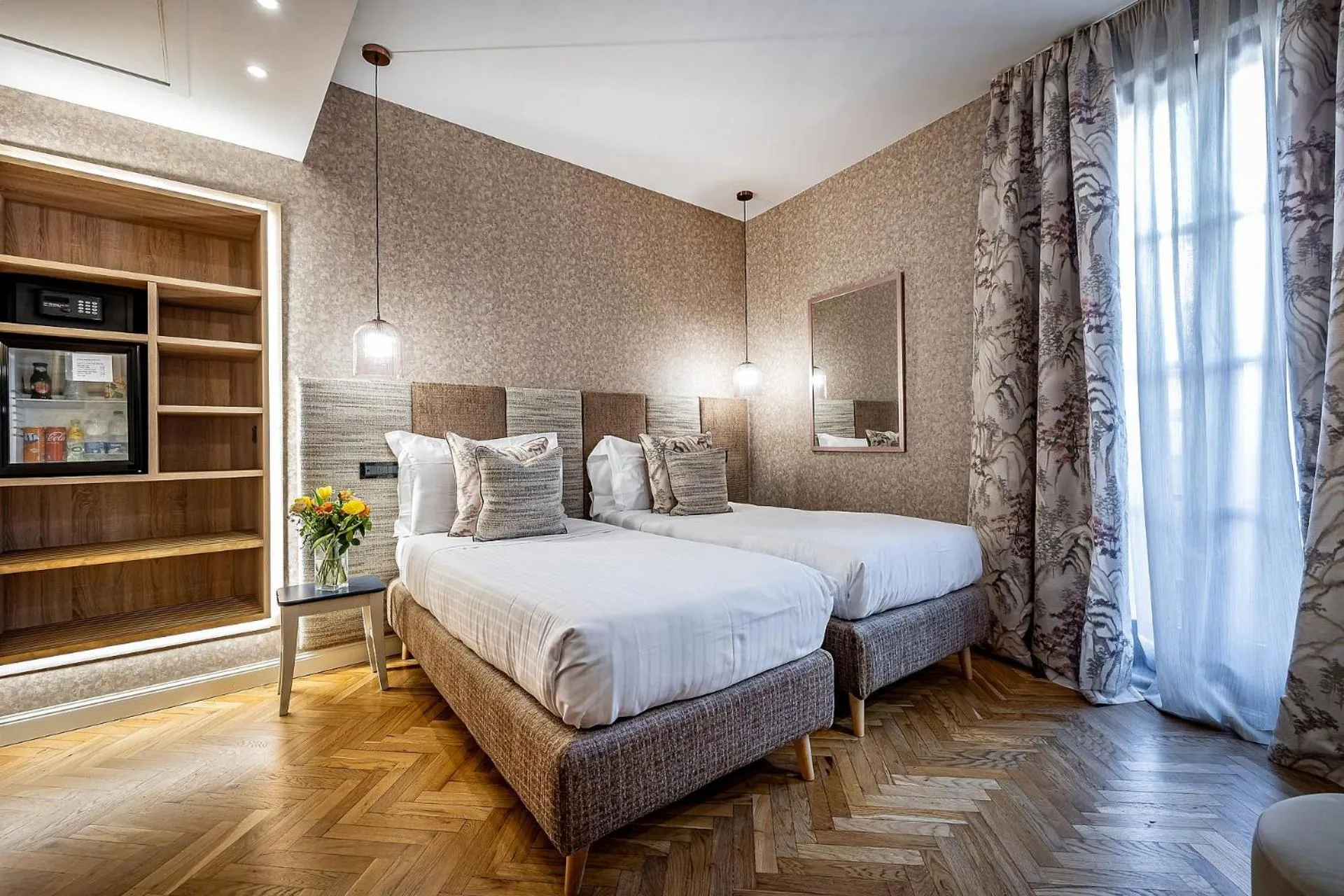 Photo of the whole room, Bed in Hotel Duomo Firenze