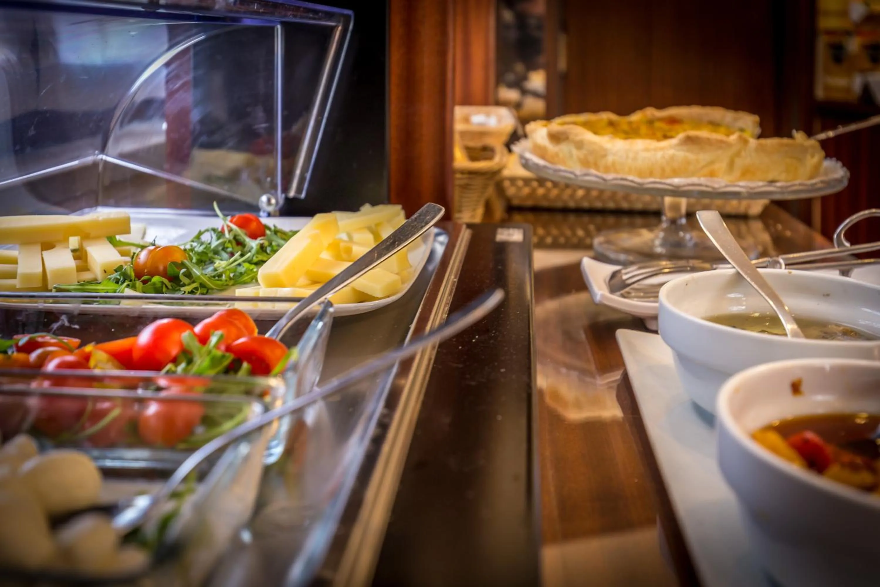 Buffet breakfast in Hotel Duomo Firenze