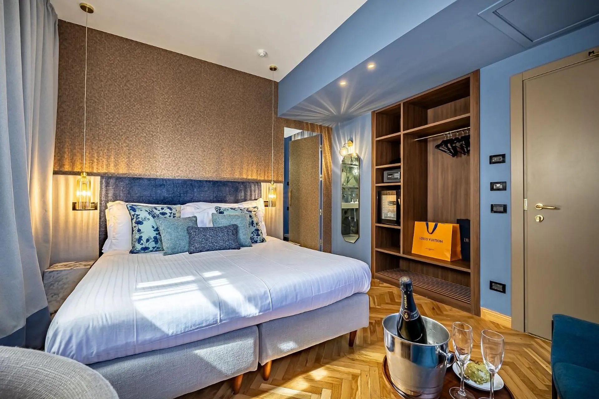 Bedroom, Bed in Hotel Duomo Firenze