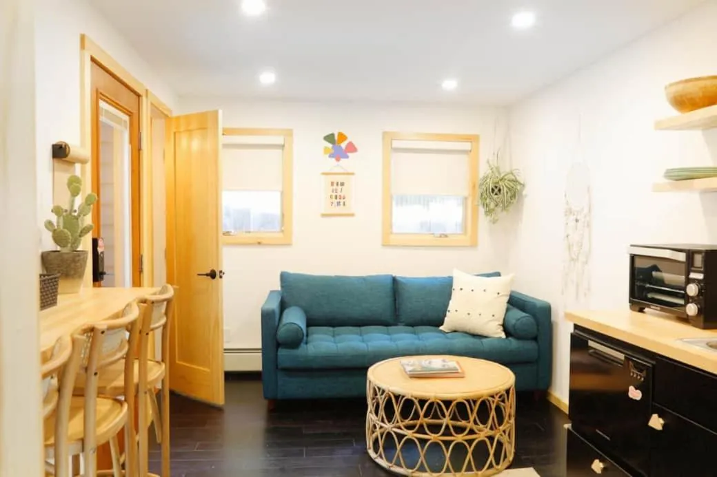 Living room in The Herwood Inn