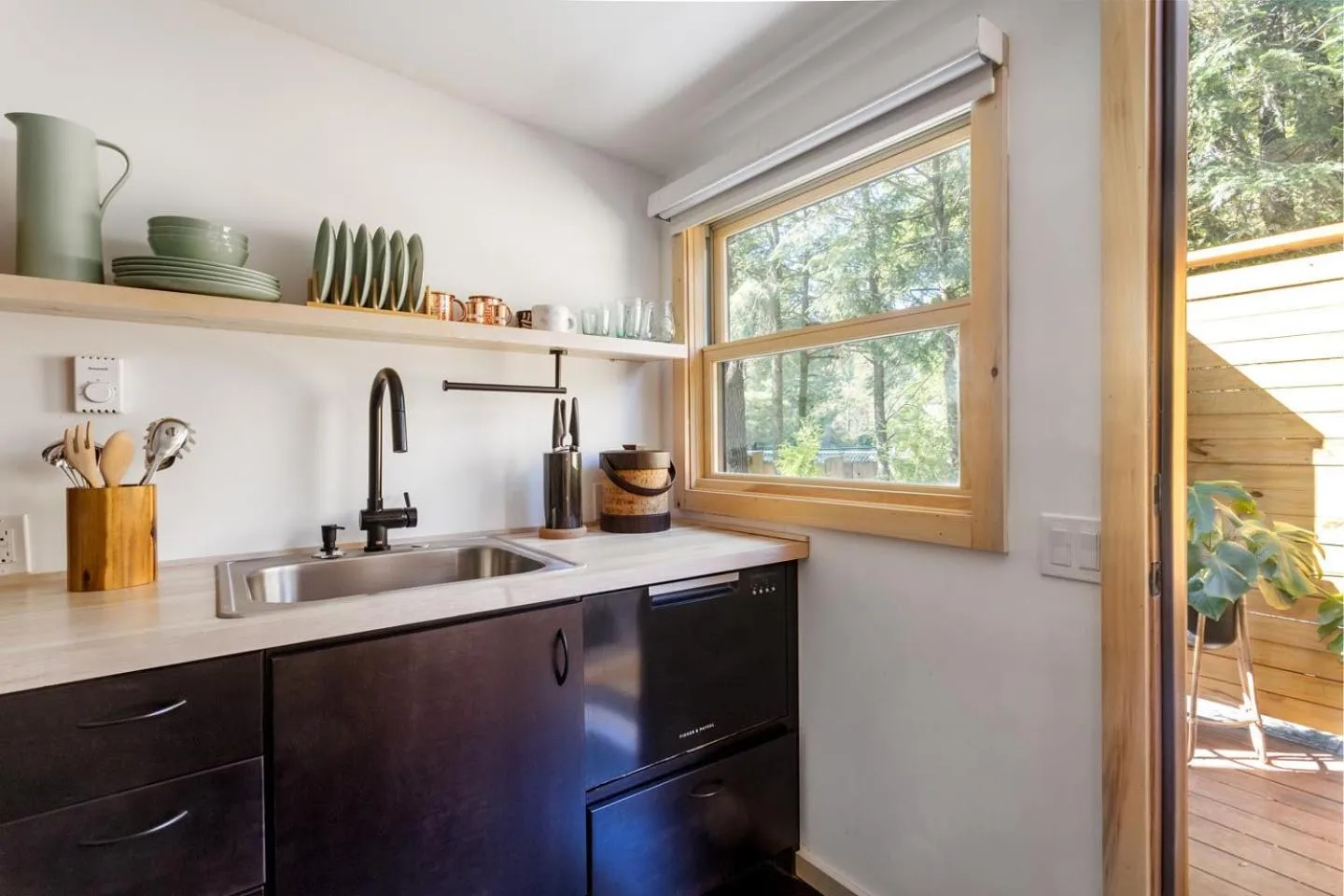 Kitchen or kitchenette in The Herwood Inn
