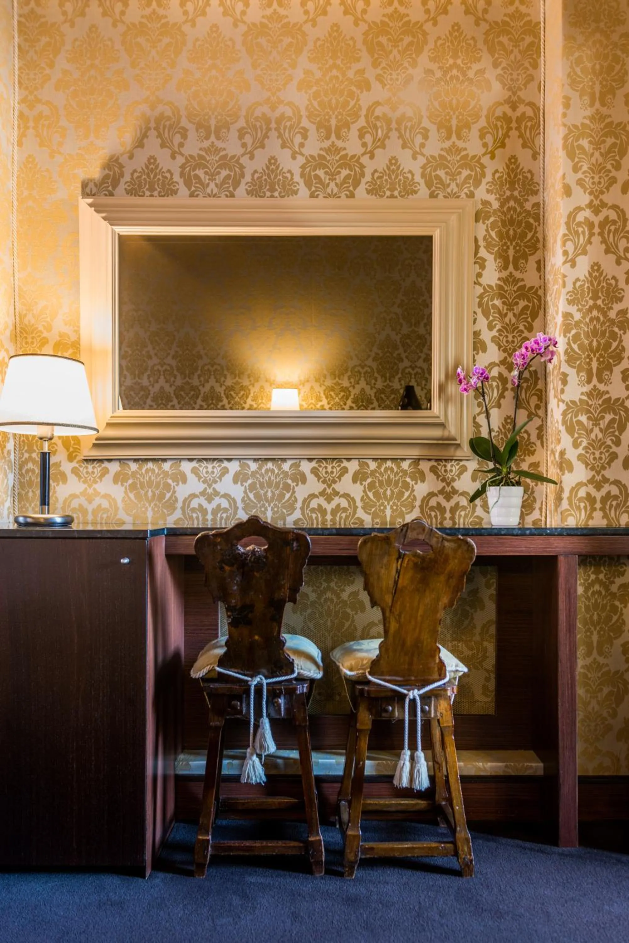 Decorative detail in Ca Maria Adele