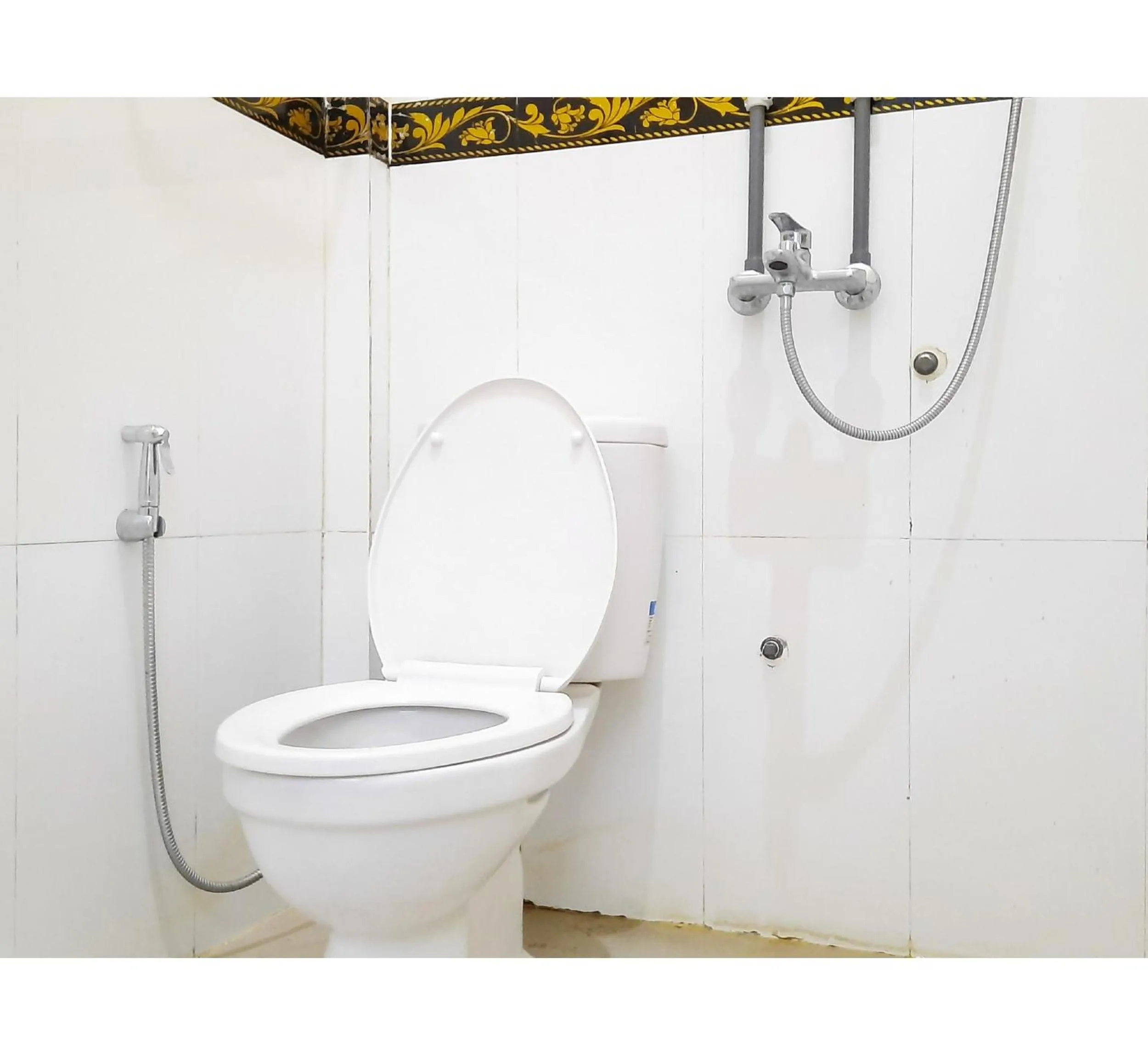 Bathroom in Hotel Berkah Atrama Syariah RedPartner