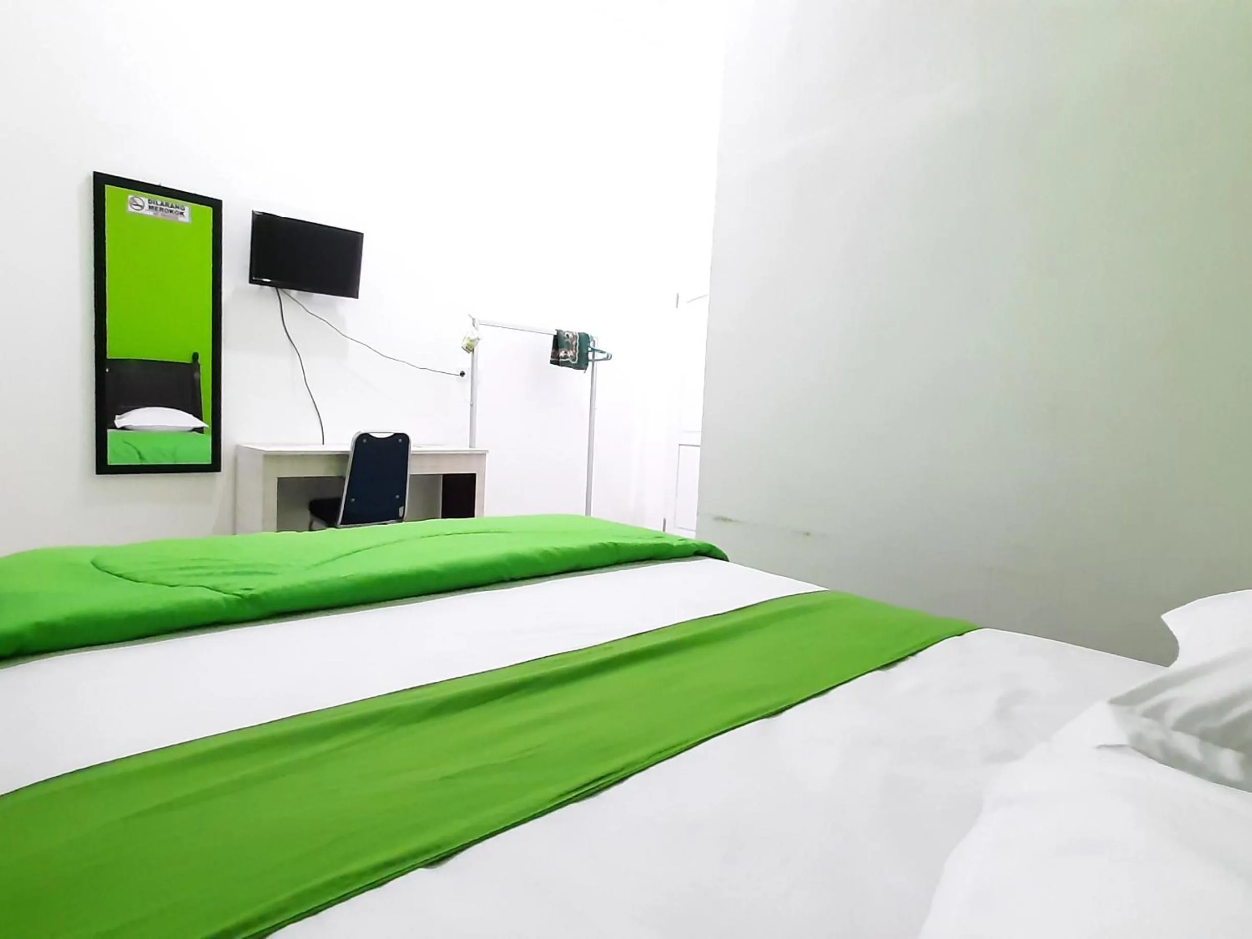 Bedroom in Hotel Berkah Atrama Syariah RedPartner