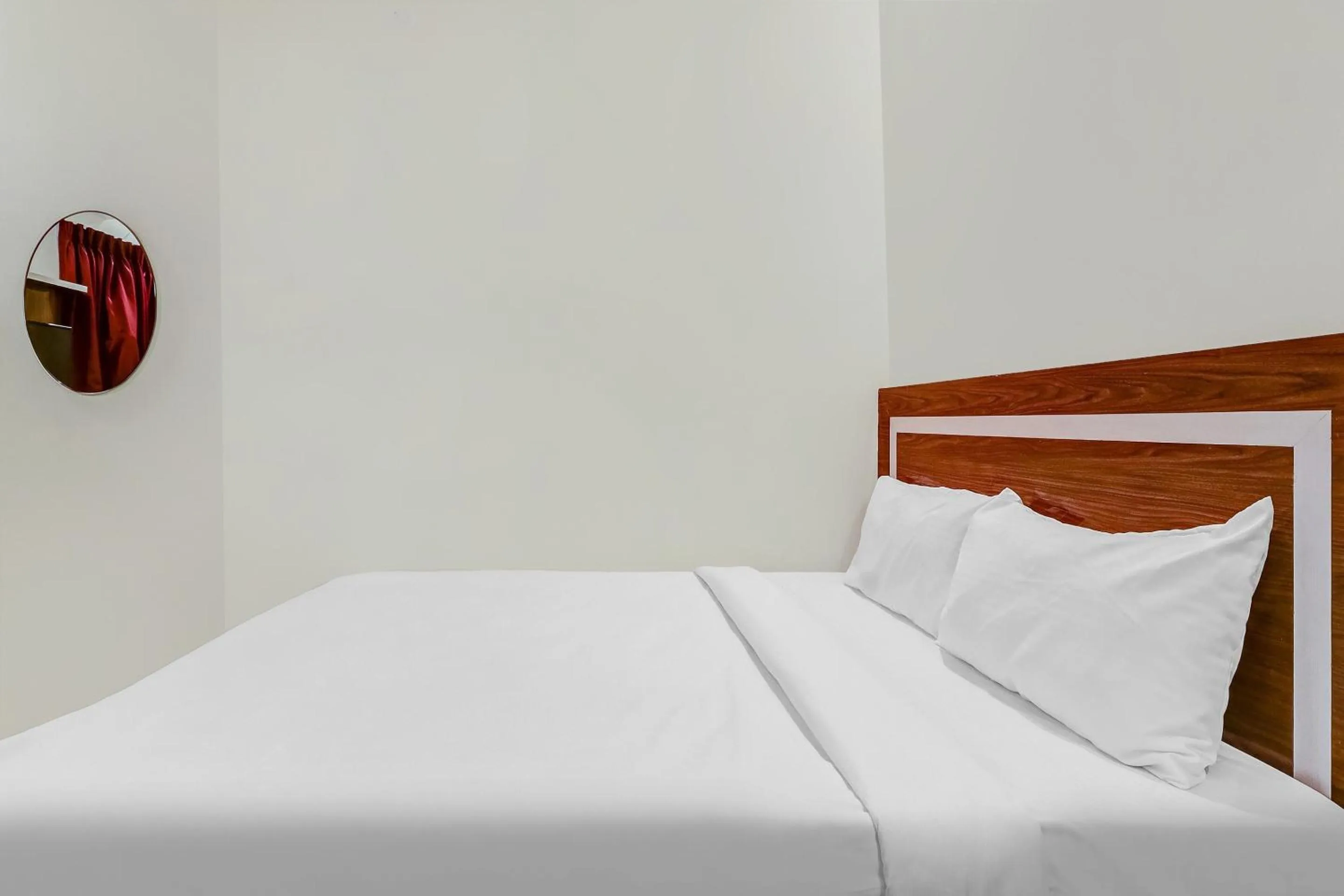 Bedroom, Bed in Hotel O Royal Suites