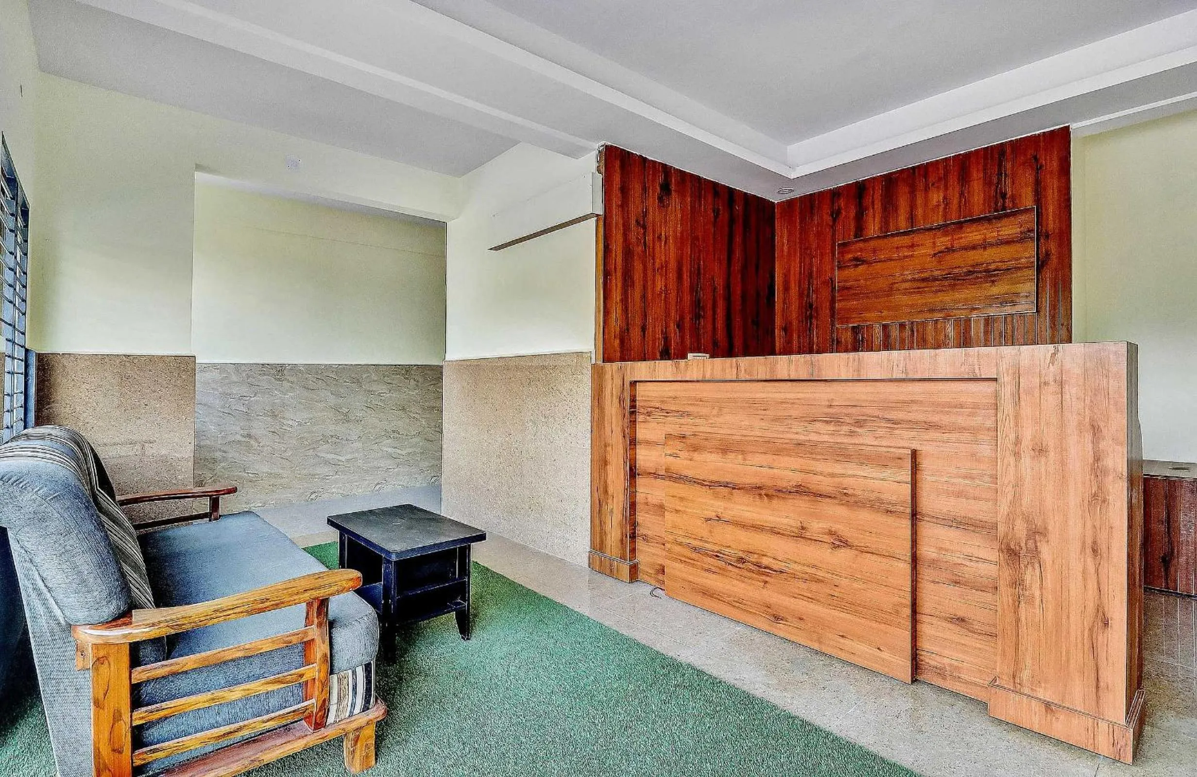 Lobby or reception in Hotel O Royal Suites