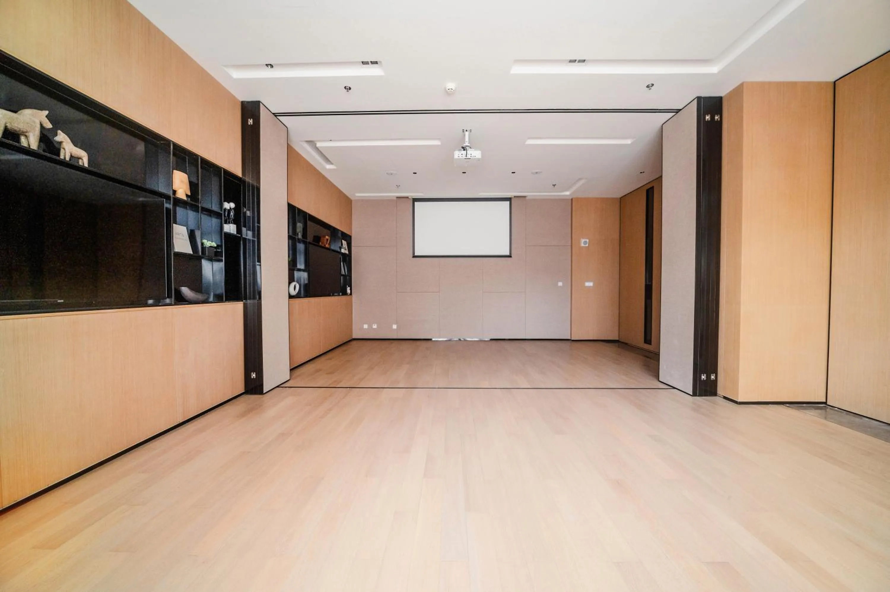 Meeting/conference room in Eature Residences Lingang