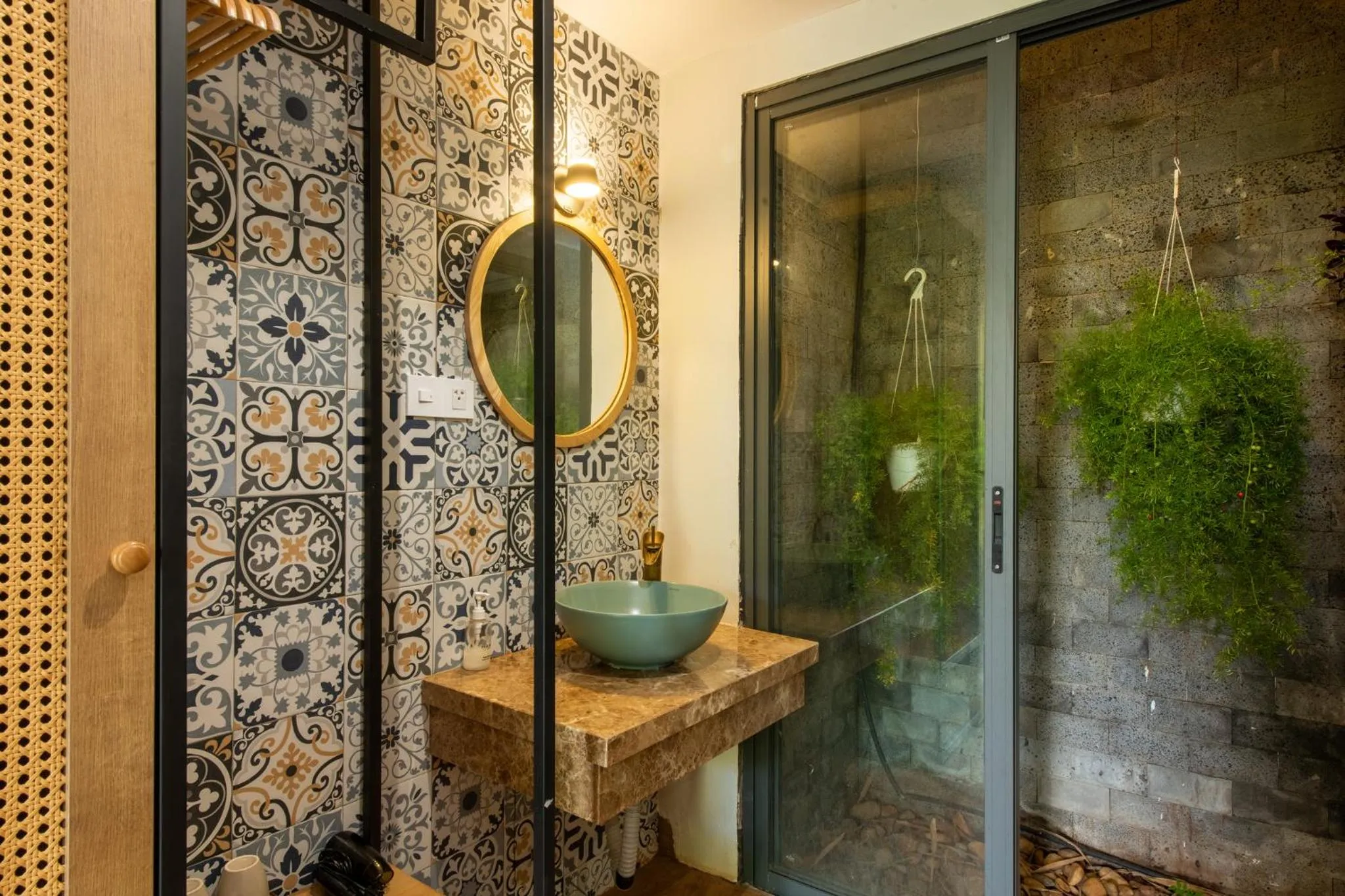 Shower in Hami Garden - Authentic & Natural Resort