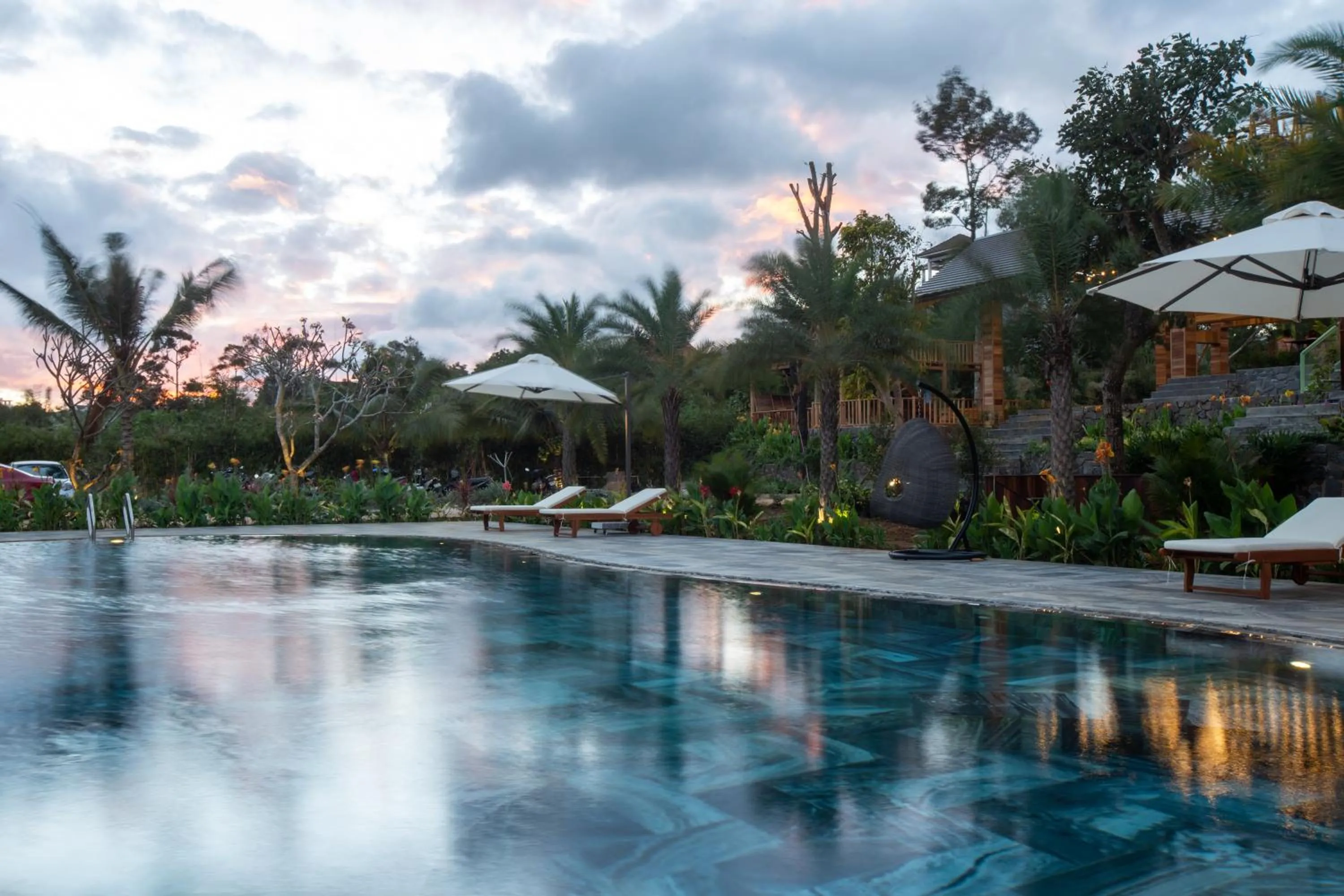 Swimming pool in Hami Garden - Authentic & Natural Resort