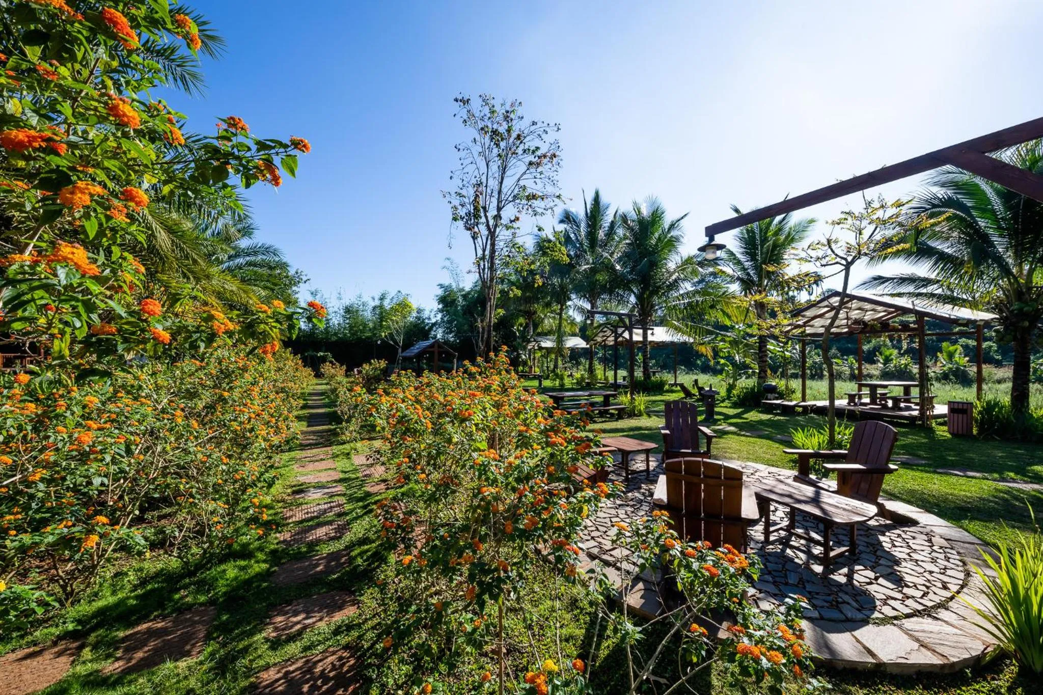 Spring in Hami Garden - Authentic & Natural Resort