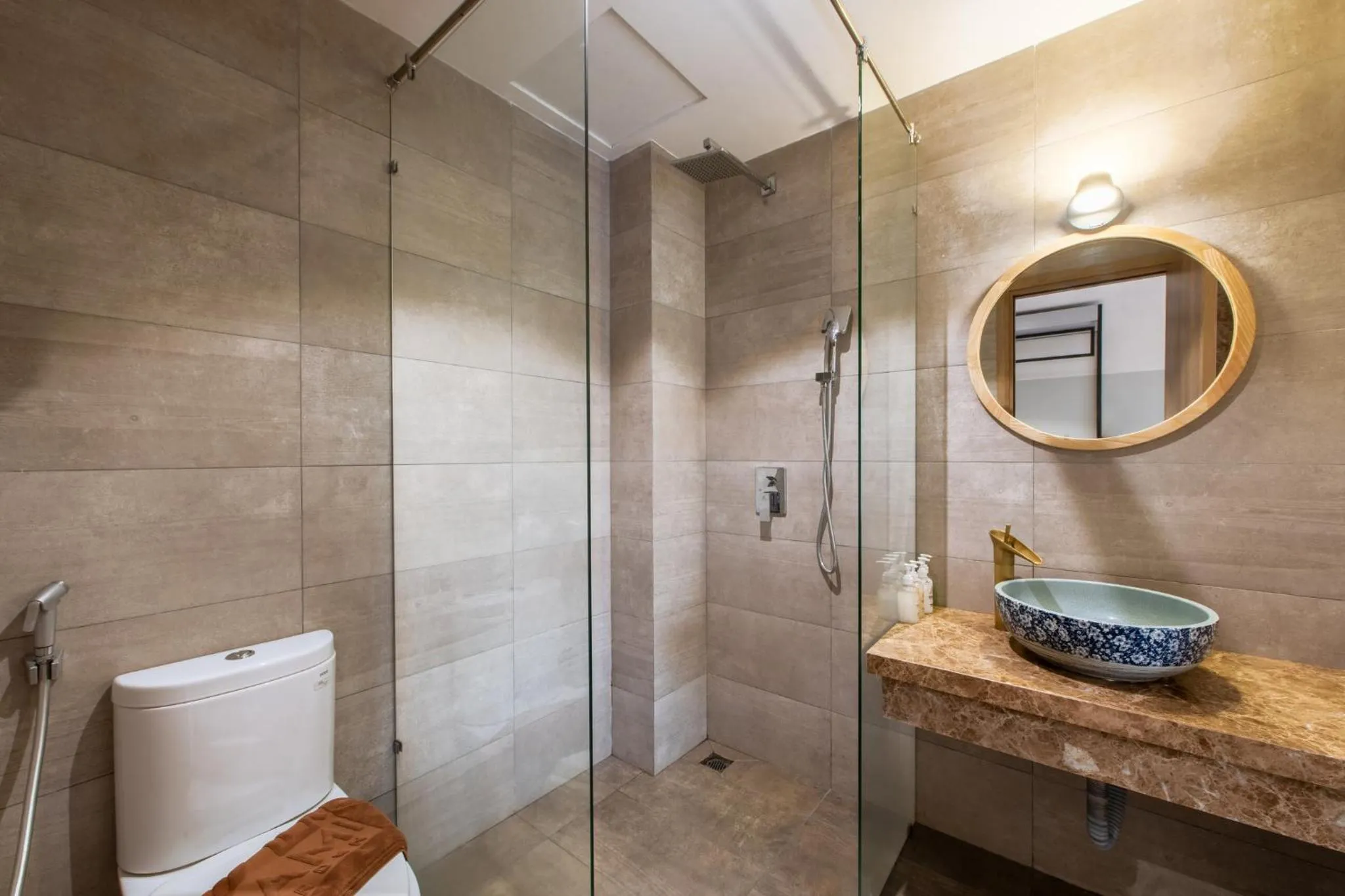 Shower in Hami Garden - Authentic & Natural Resort