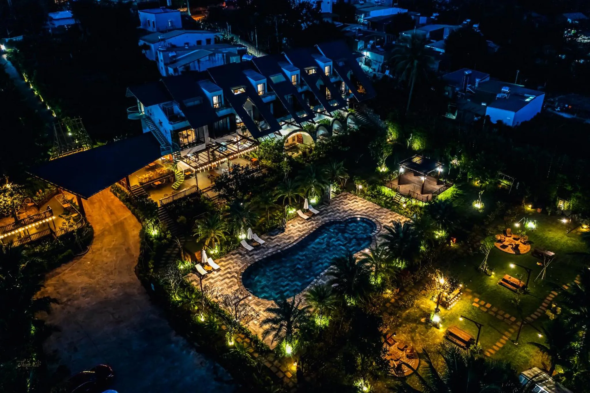 Night in Hami Garden - Authentic & Natural Resort