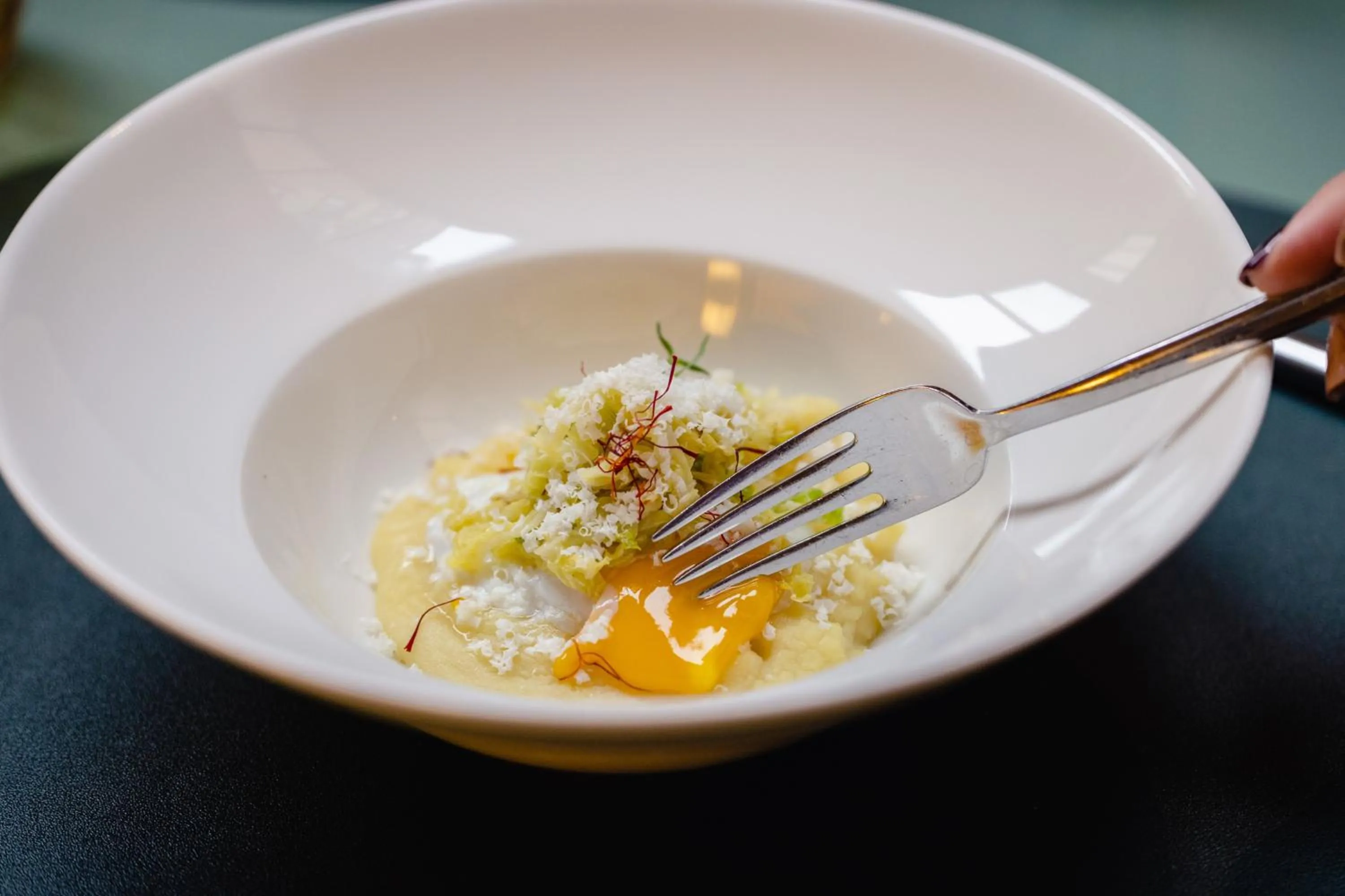 Restaurant/places to eat in Enterprise Hotel Design & Boutique