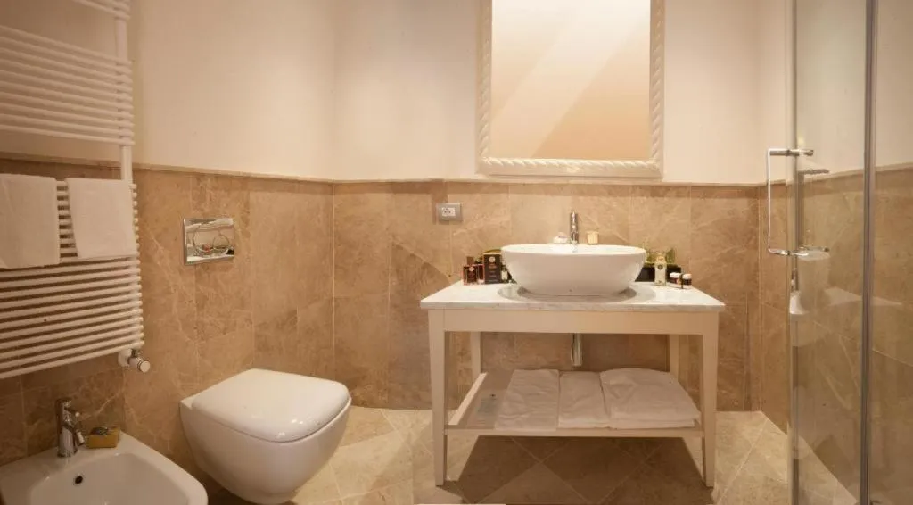 Bathroom in Hotel Girifalco - Nature & Relax