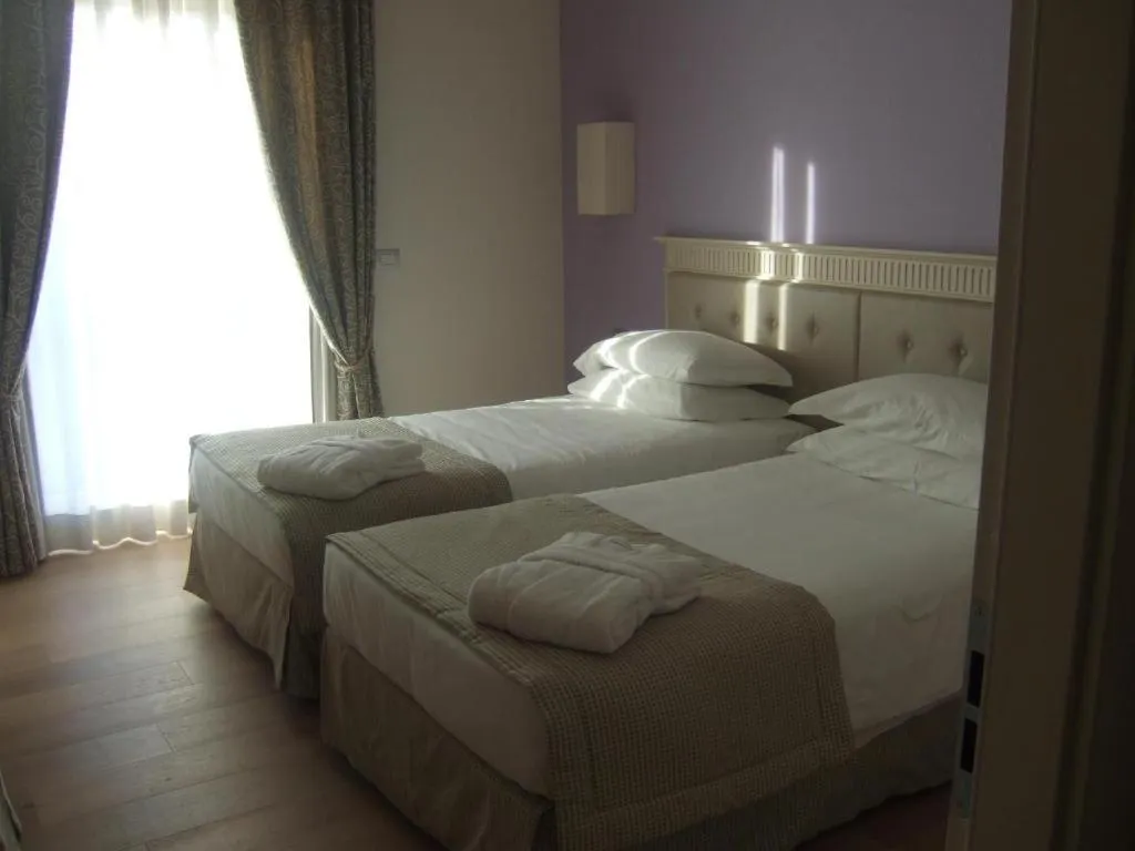 Bedroom, Bed in Hotel Girifalco - Nature & Relax