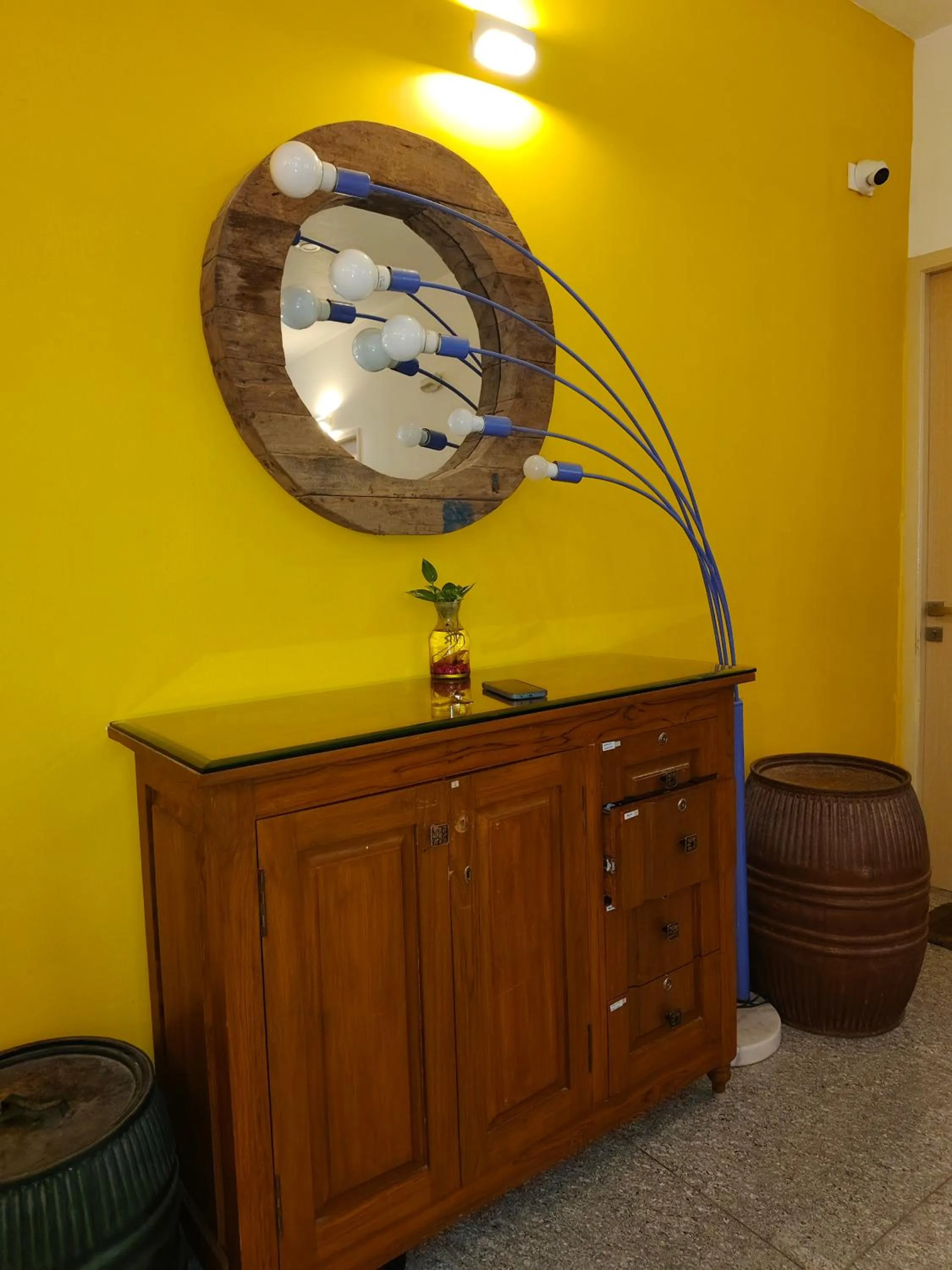 Decorative detail in Hotel Aura by Woco Stays