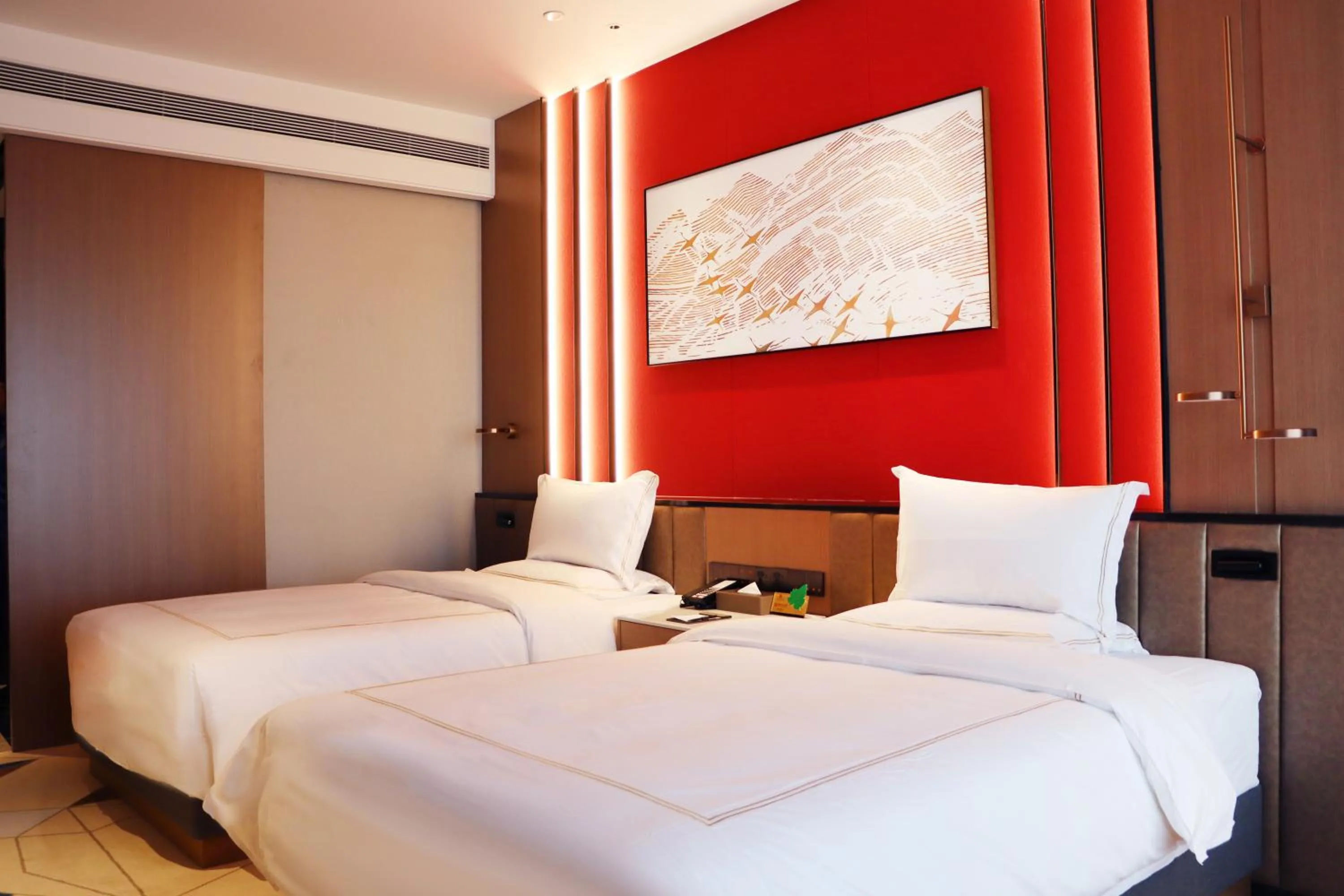 Bedroom, Bed in La Quinta by Wyndham Weifang South