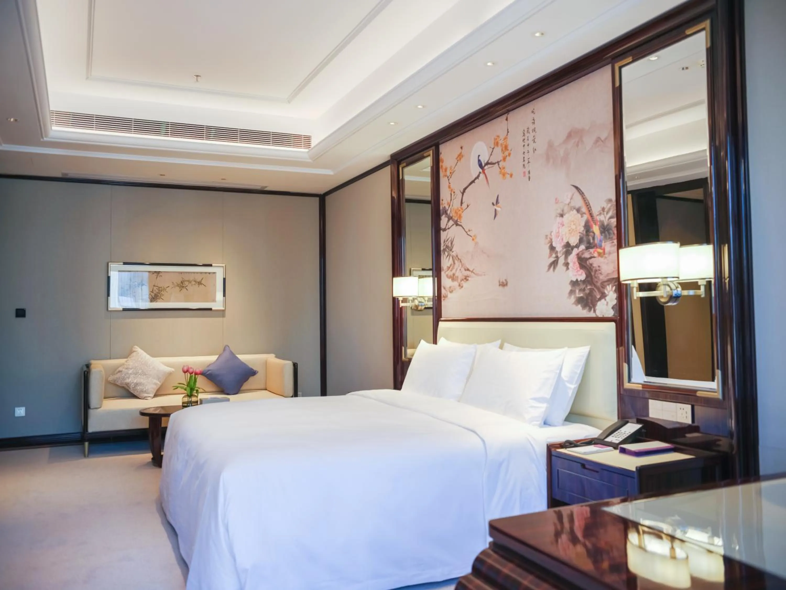 Wyndham Grand Tongren Downtown Hotel