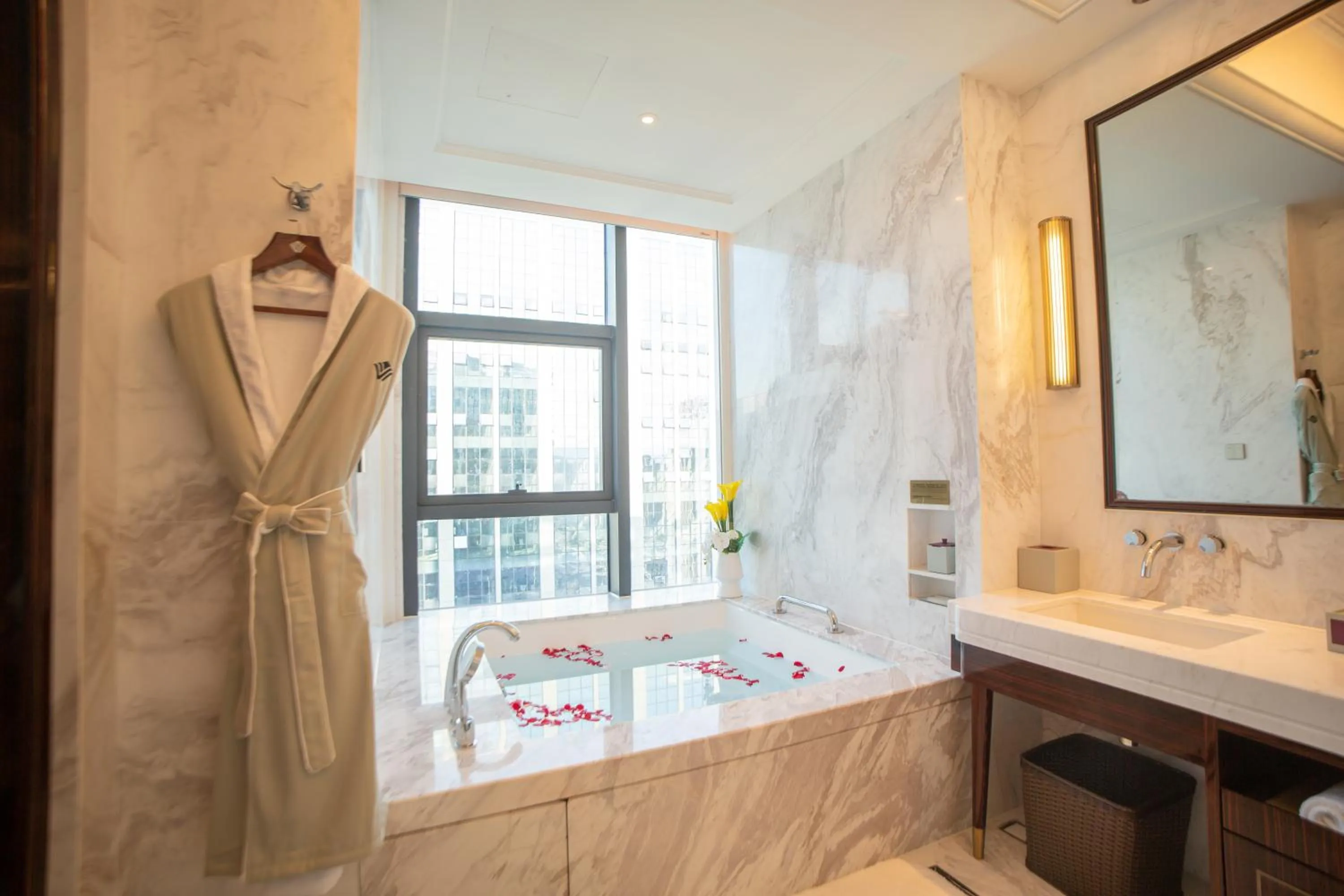 Wyndham Grand Tongren Downtown Hotel