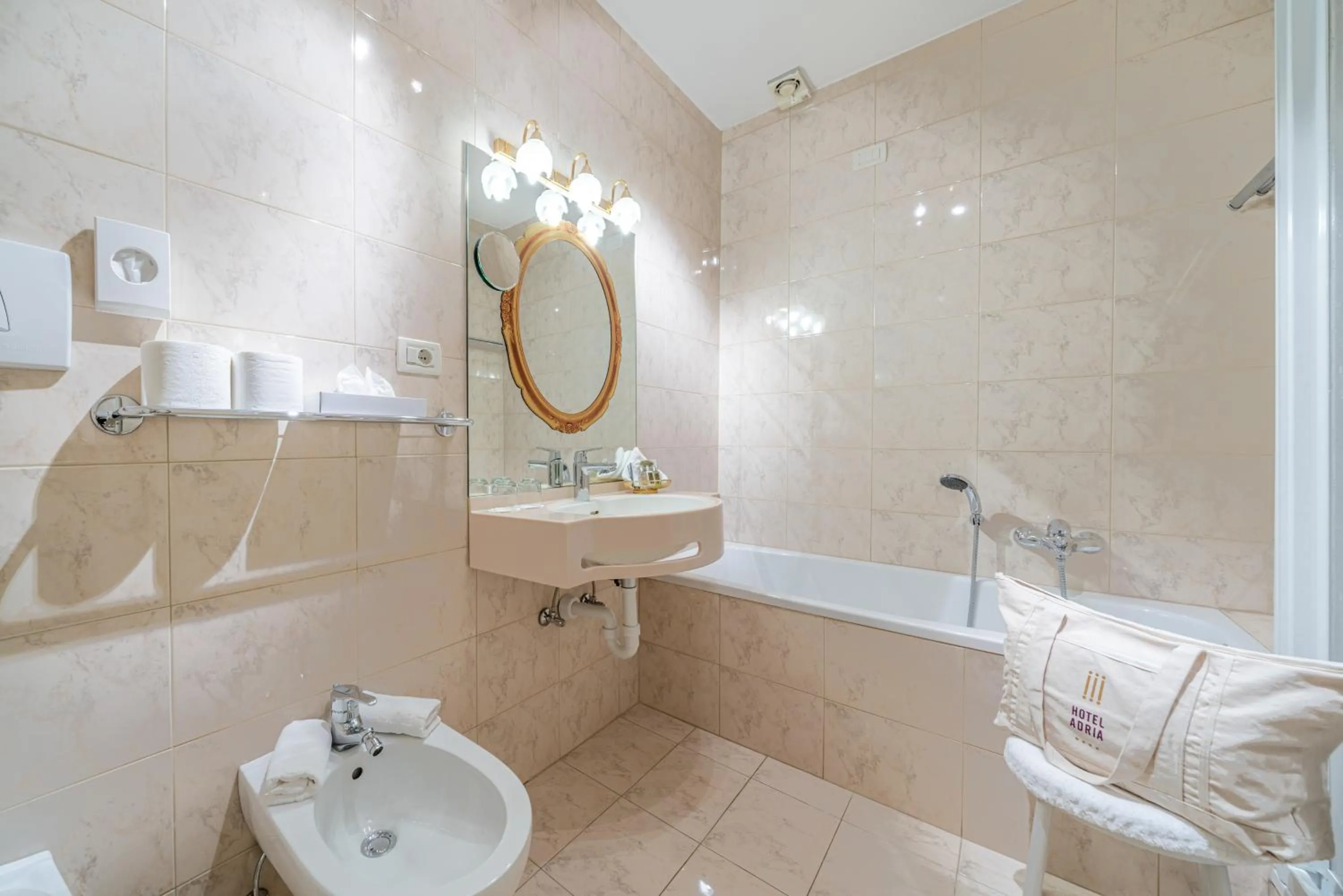 Bathroom in Hotel Adria