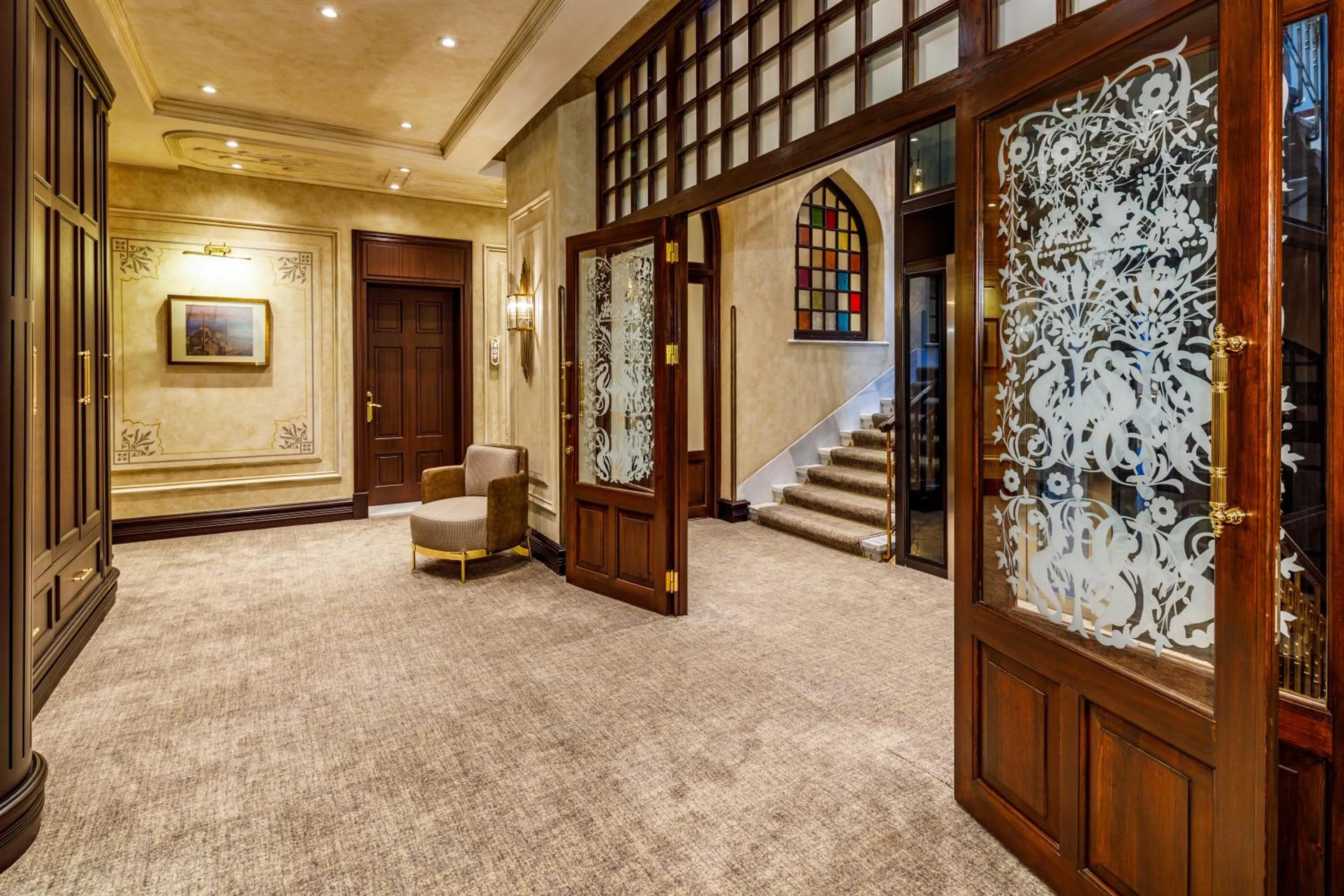 Property building in Cronton Design Hotel