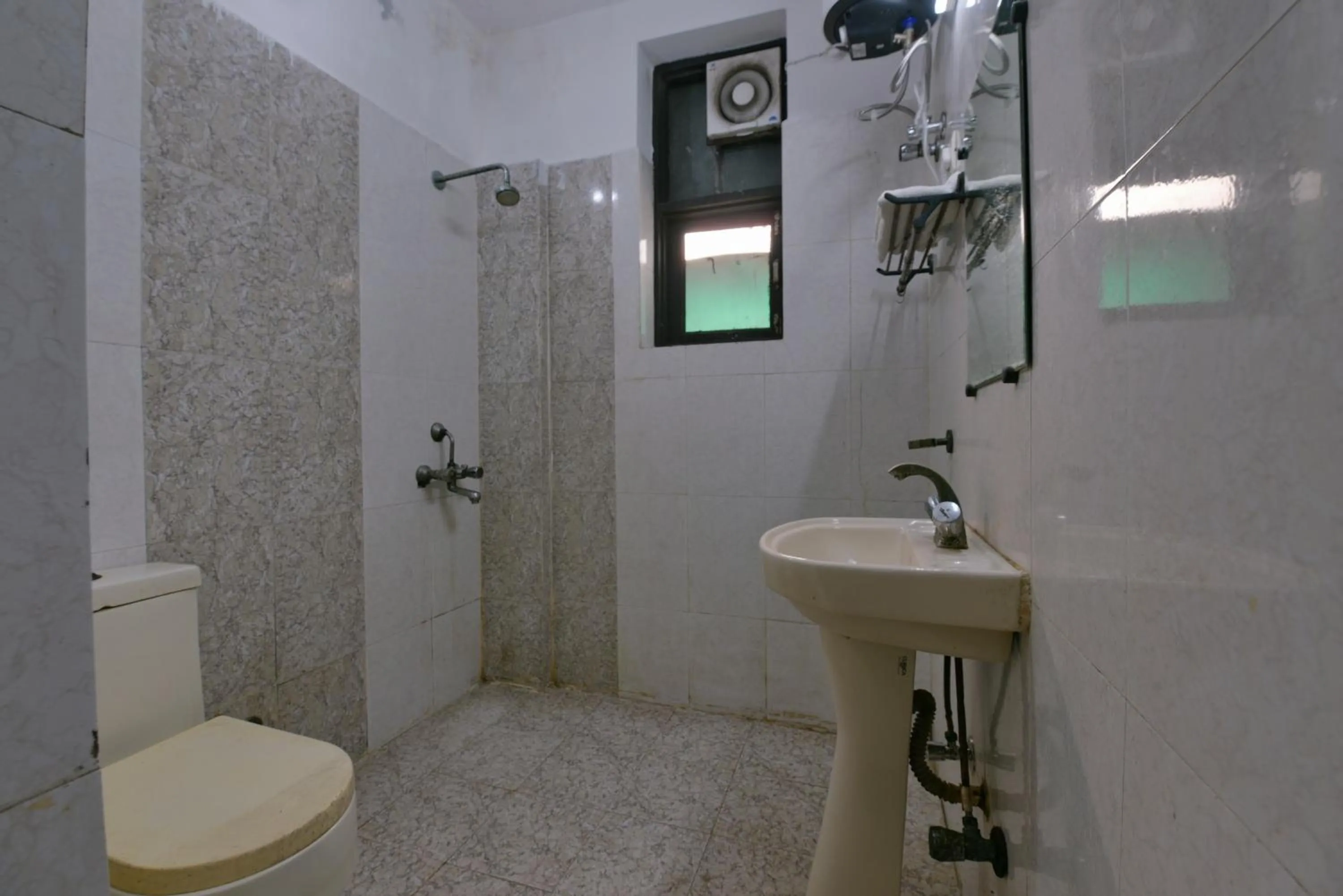 Bathroom in Hotel Diamond Stays