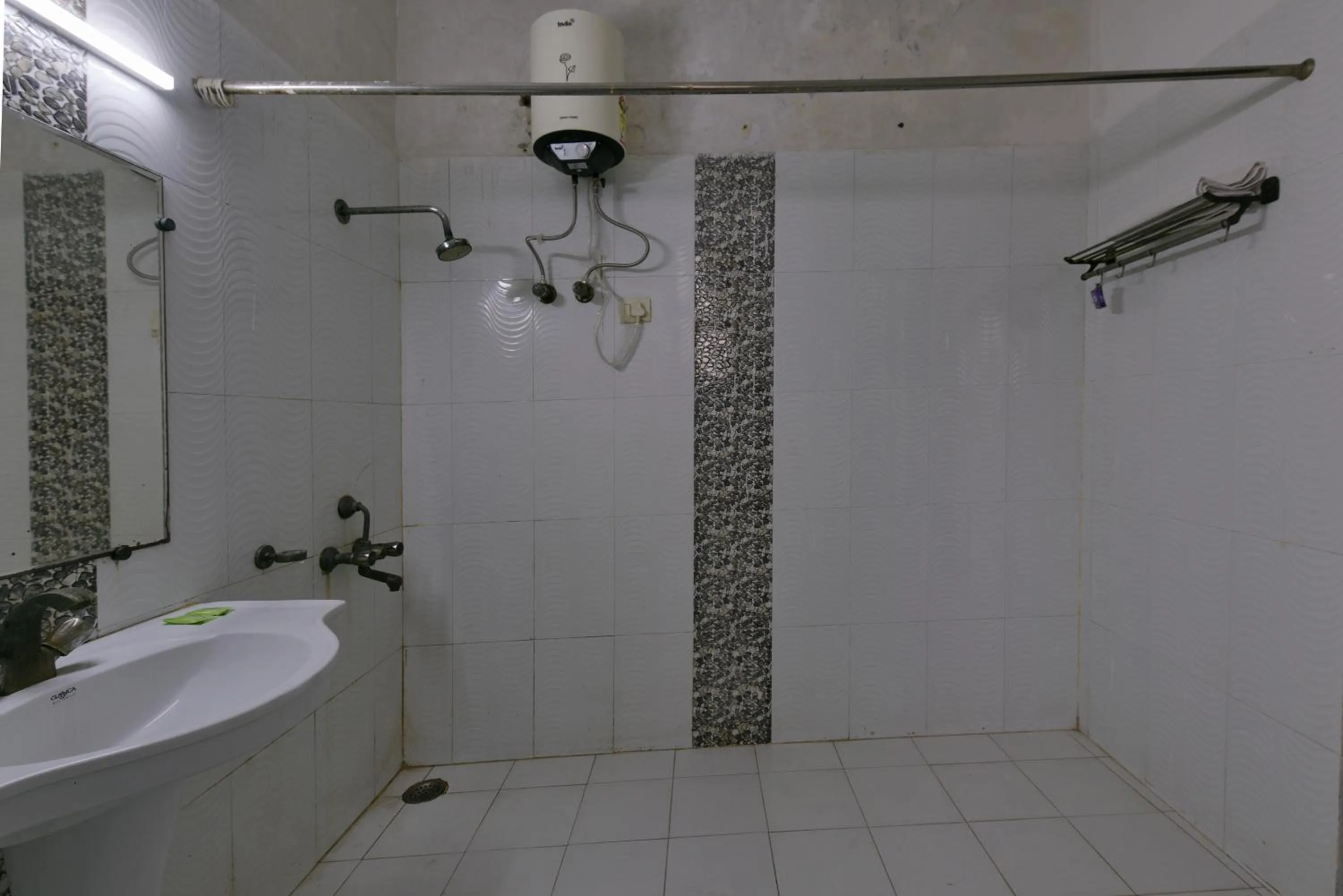 Bathroom in Hotel Diamond Stays