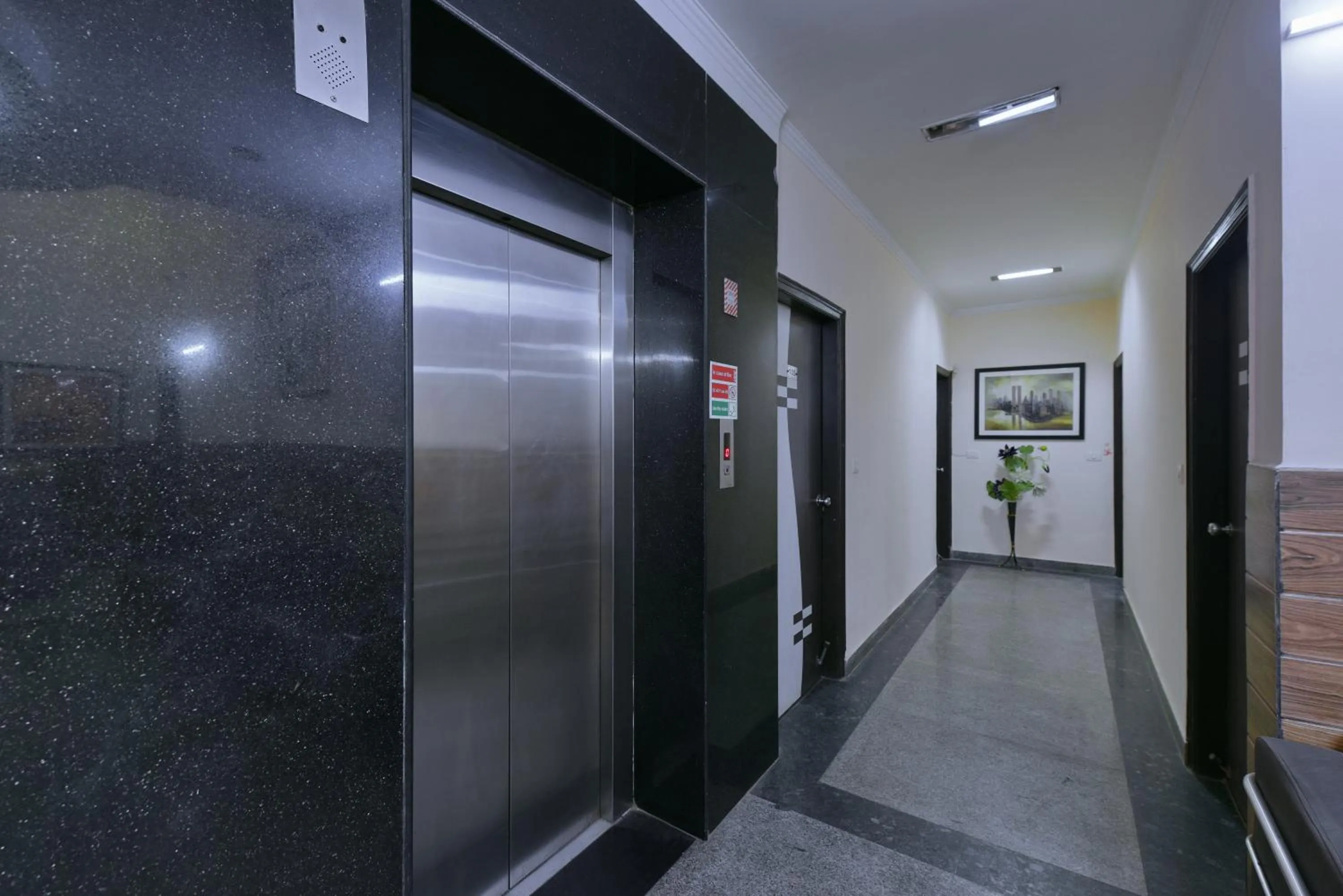 Lobby or reception in Hotel Diamond Stays