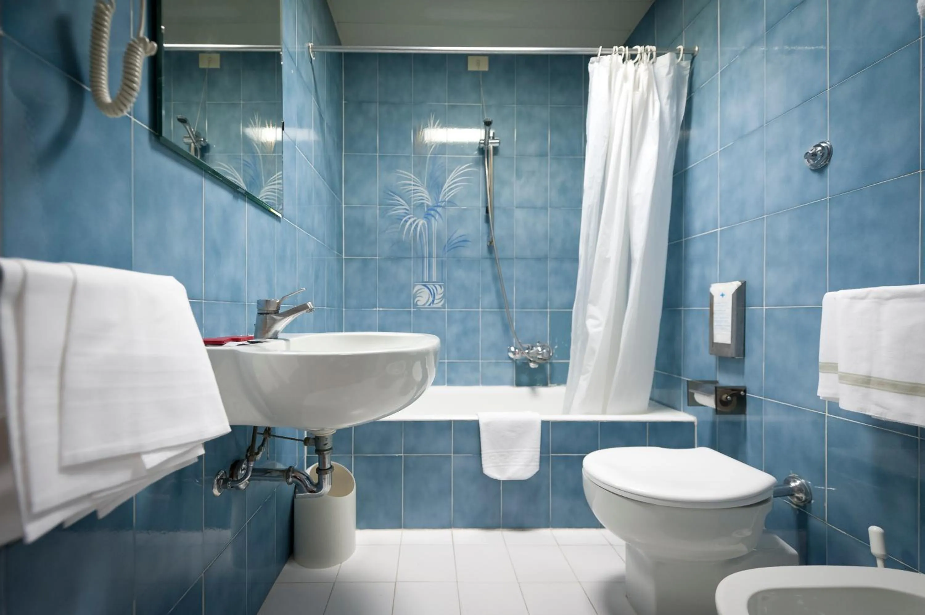 Toilet in Hotel Martelli