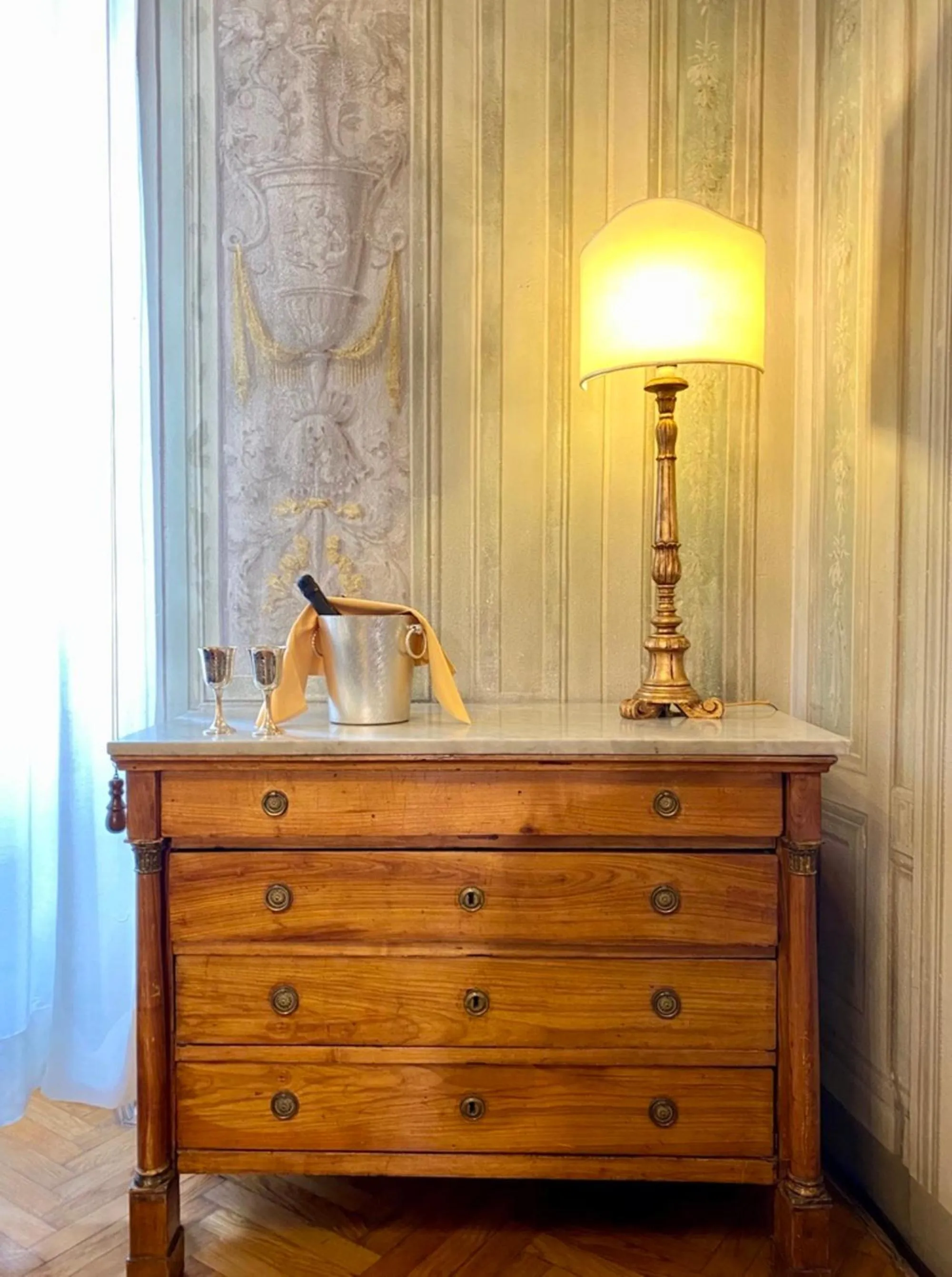 hair dresser in Hotel Martelli