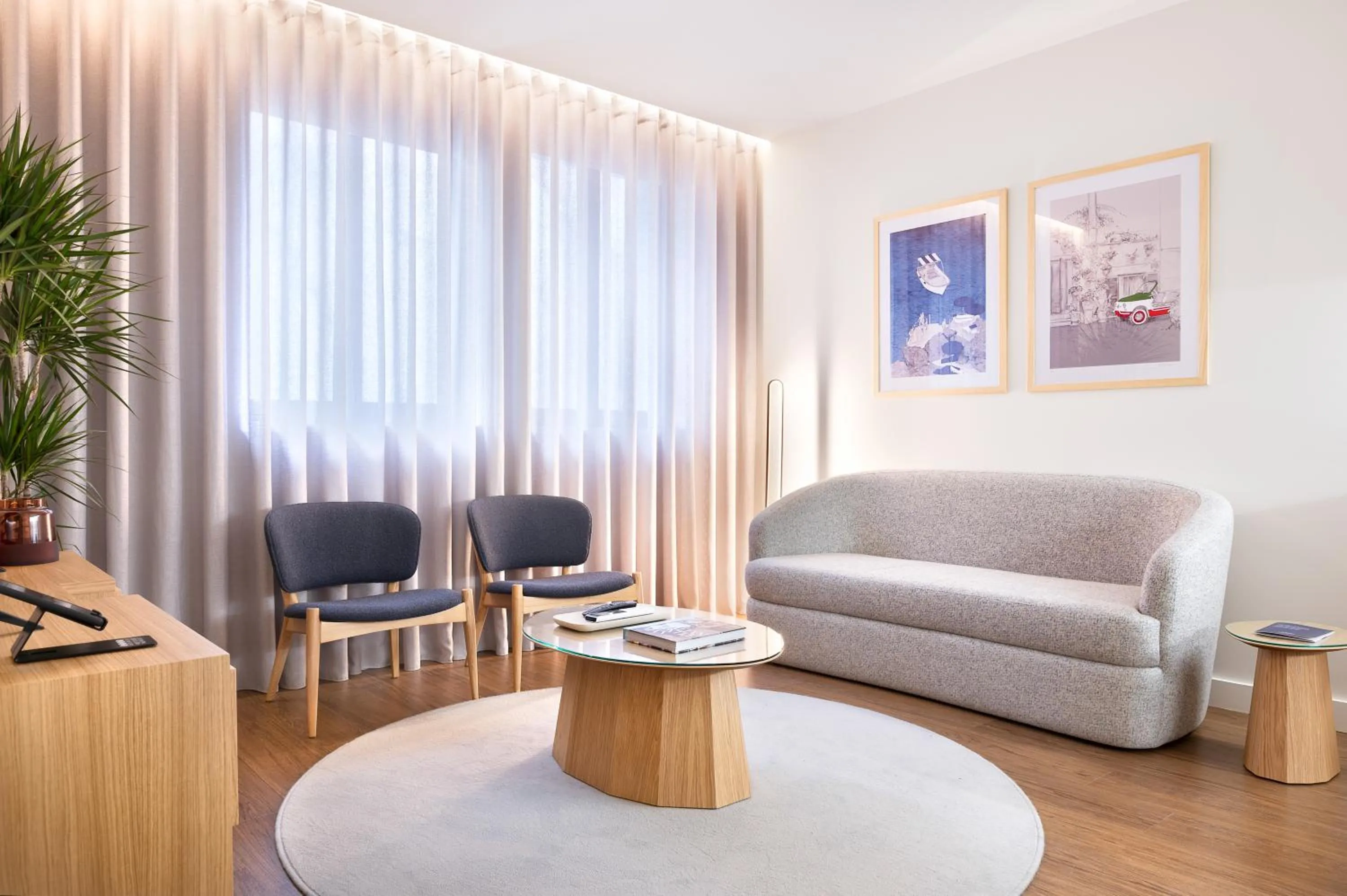 Deluxe Two-Bedroom Apartment in Catarina Serviced Apartments by HostWise