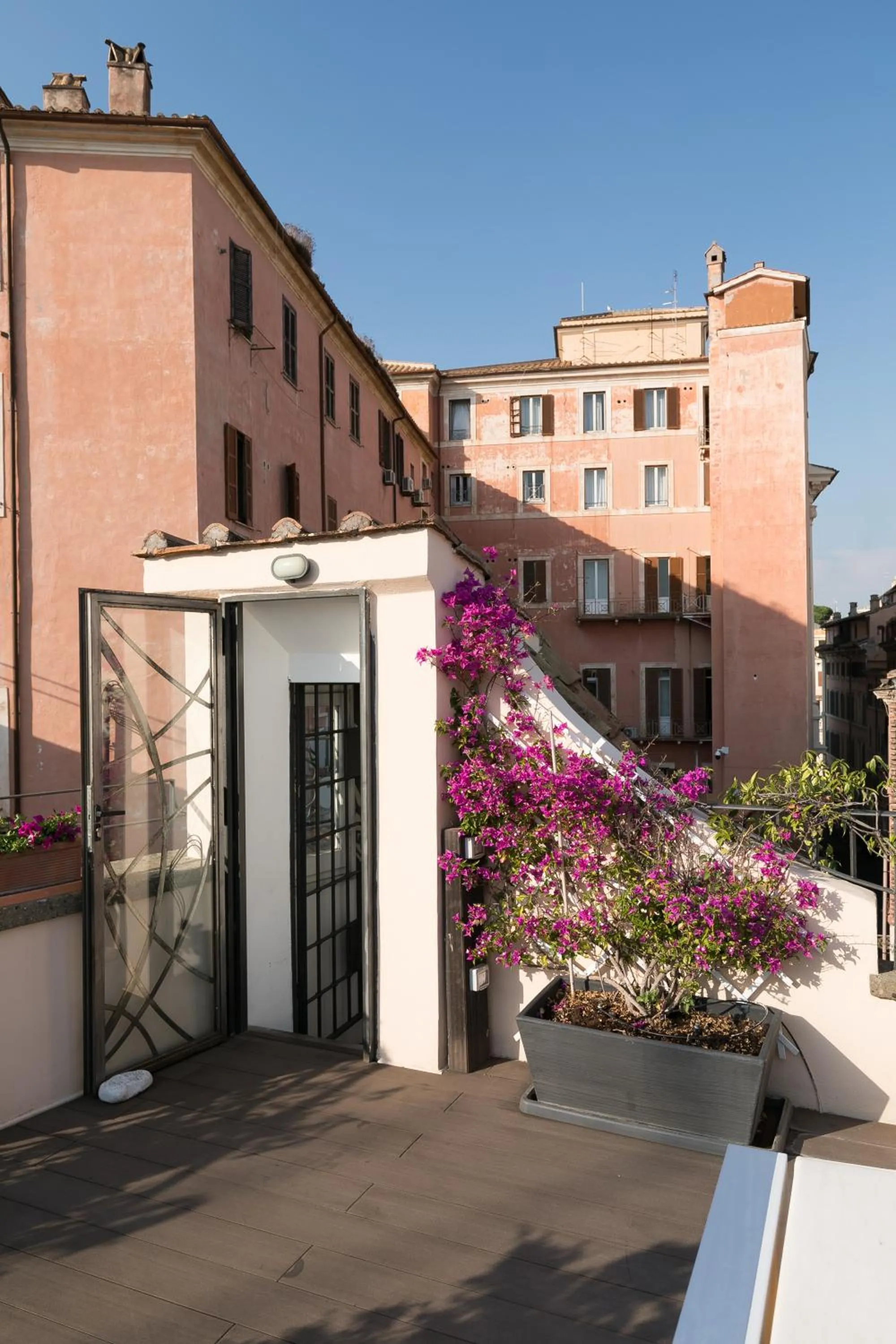 Balcony/Terrace in Nostromondo Ciancaleoni Palace