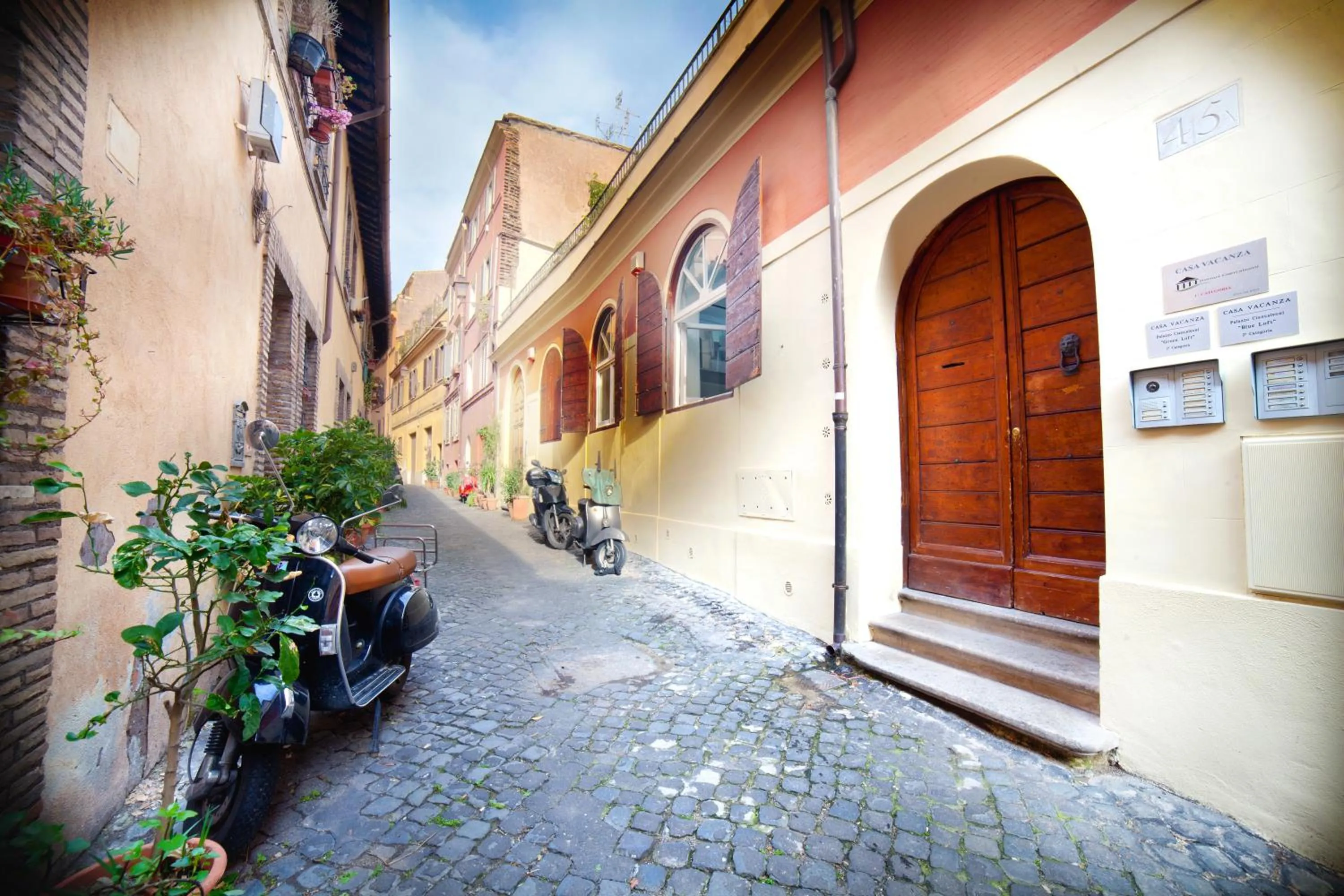 Facade/entrance in Nostromondo Ciancaleoni Palace