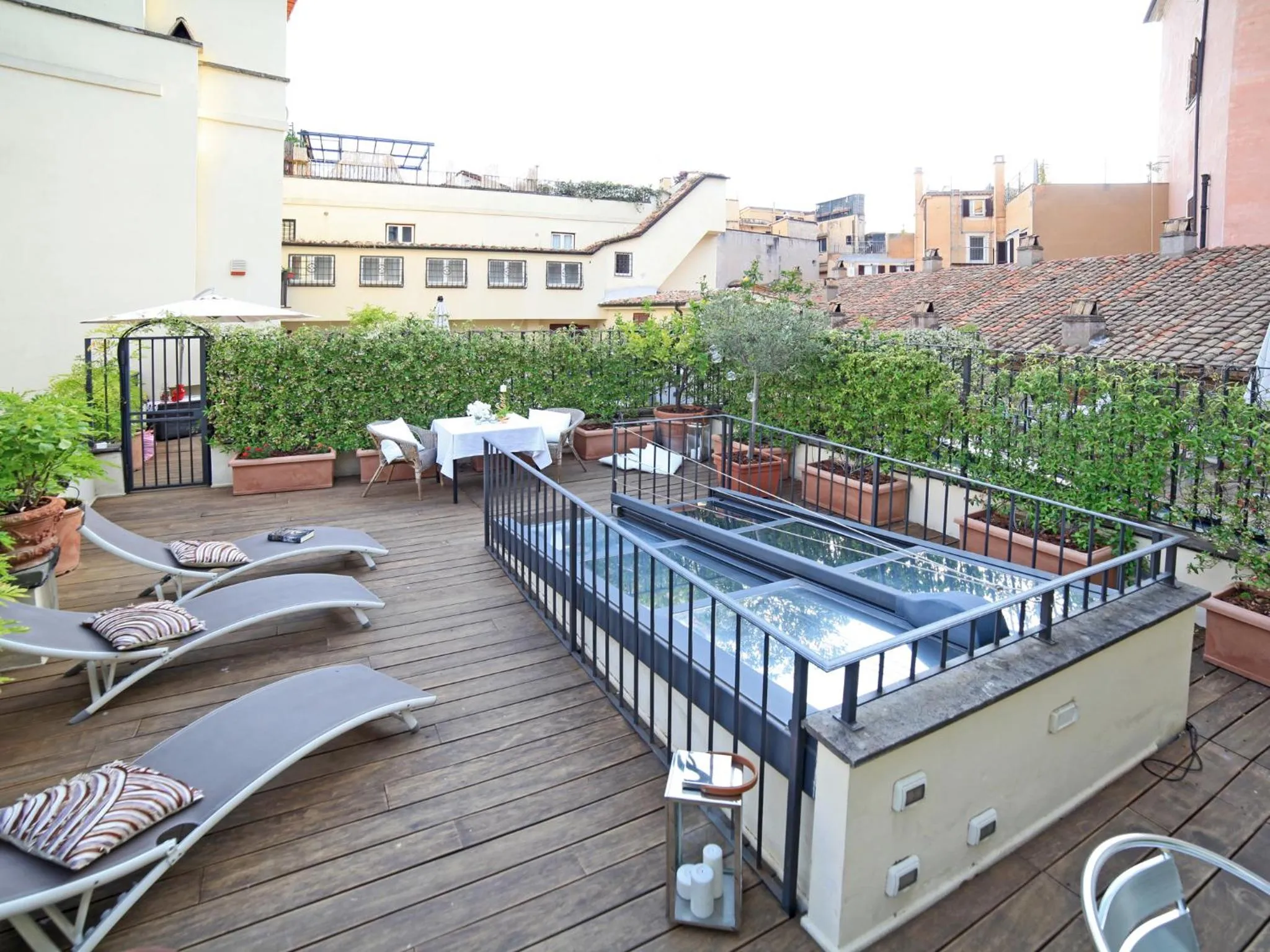 Decorative detail in Nostromondo Ciancaleoni Palace