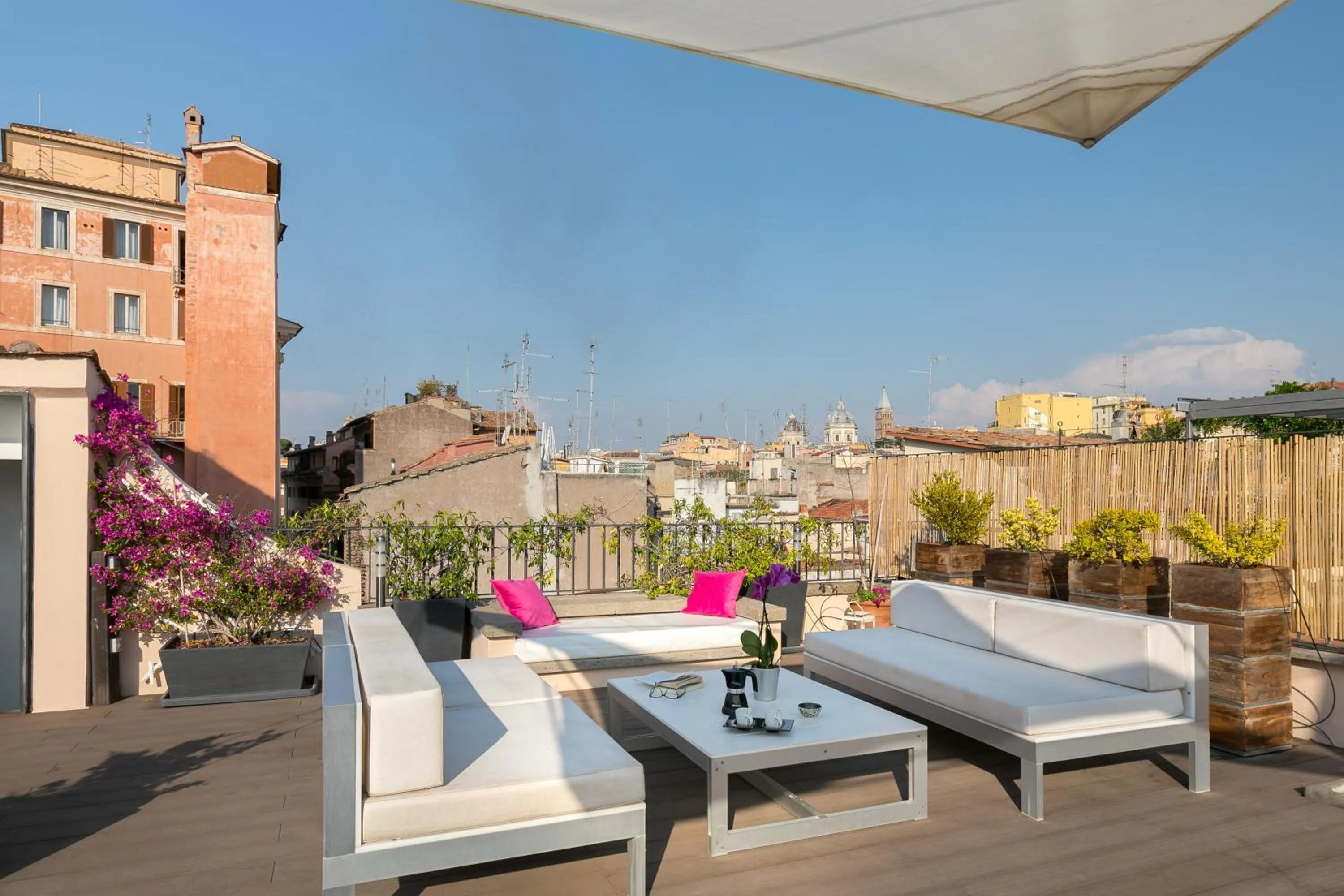 Balcony/Terrace in Nostromondo Ciancaleoni Palace