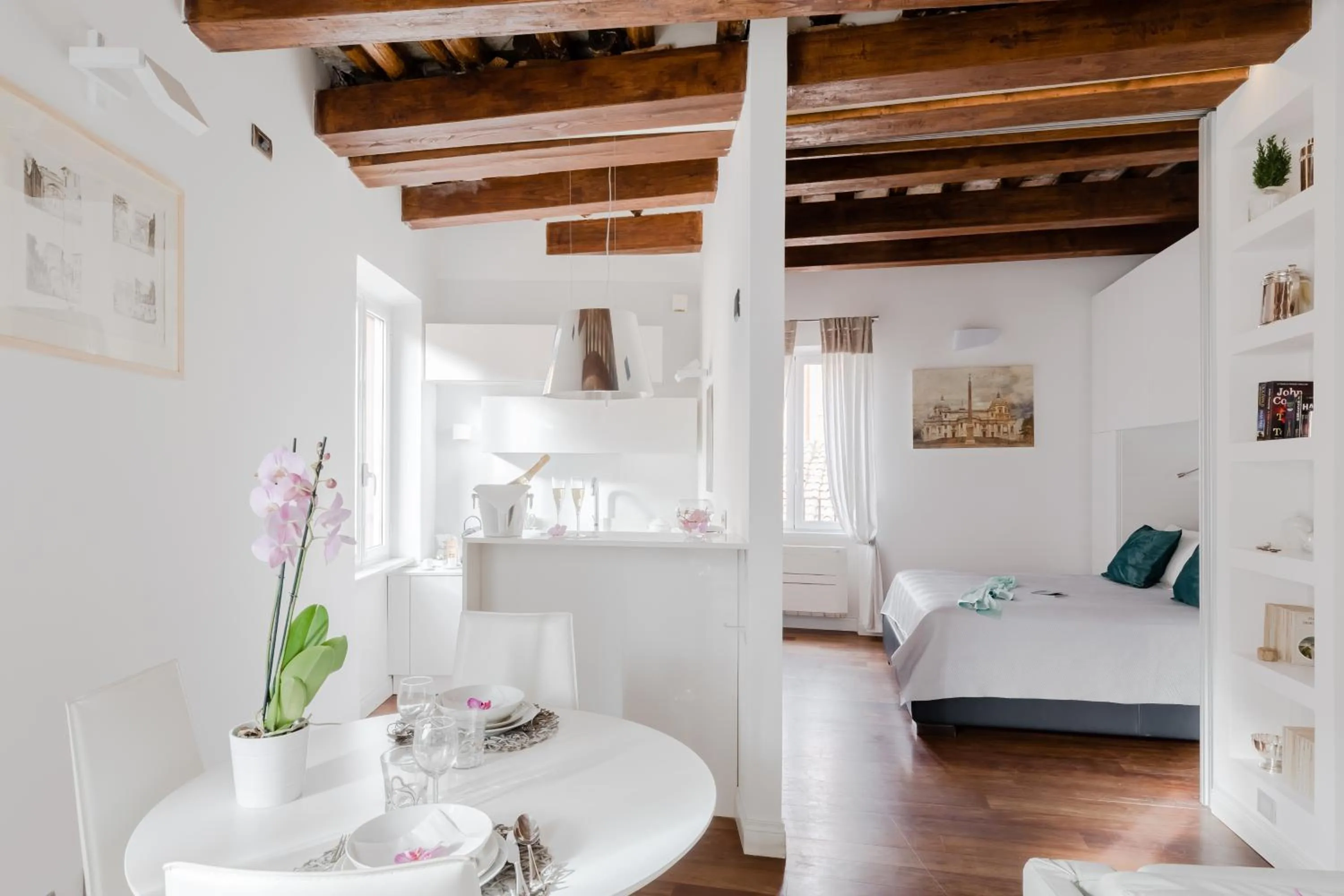 Photo of the whole room, Bed in Nostromondo Ciancaleoni Palace