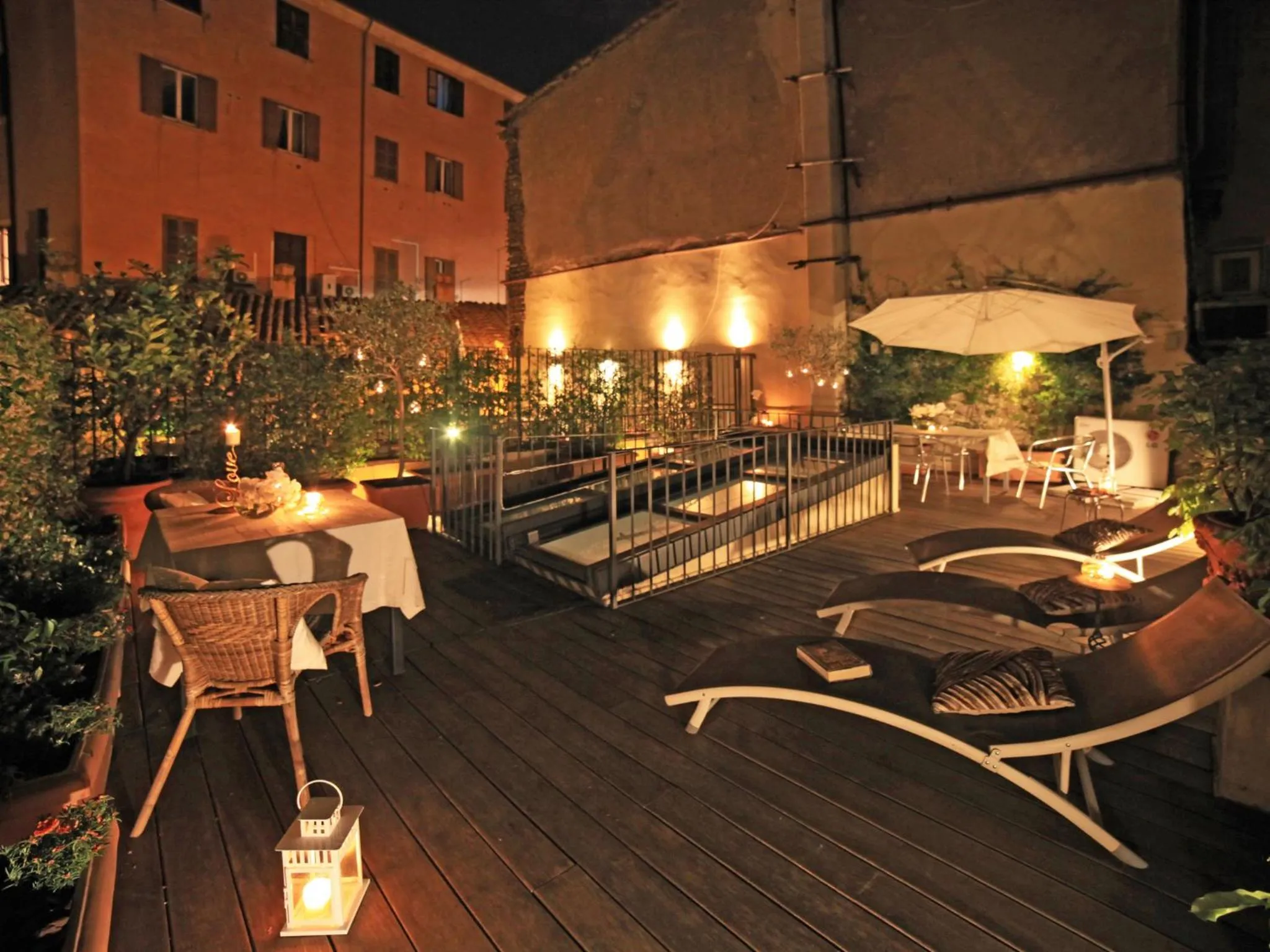 Decorative detail in Nostromondo Ciancaleoni Palace