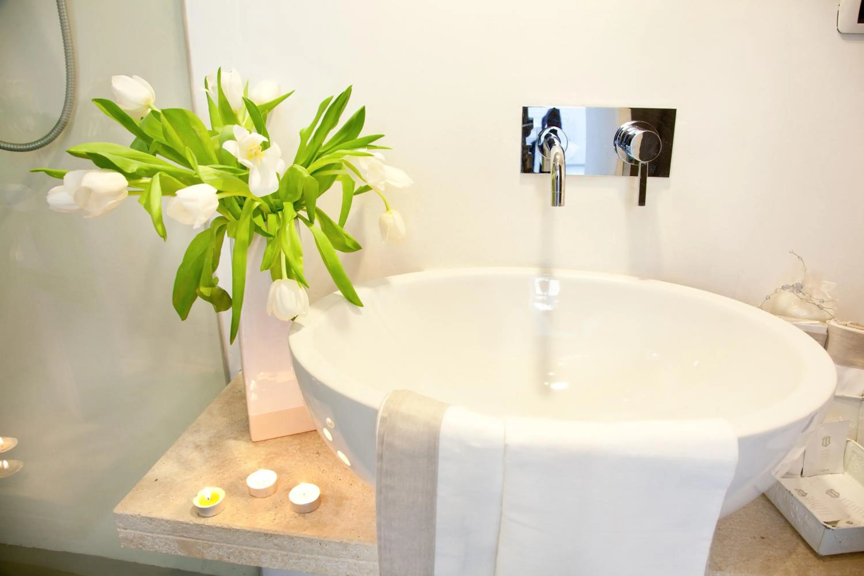 Toilet in Nostromondo Ciancaleoni Palace