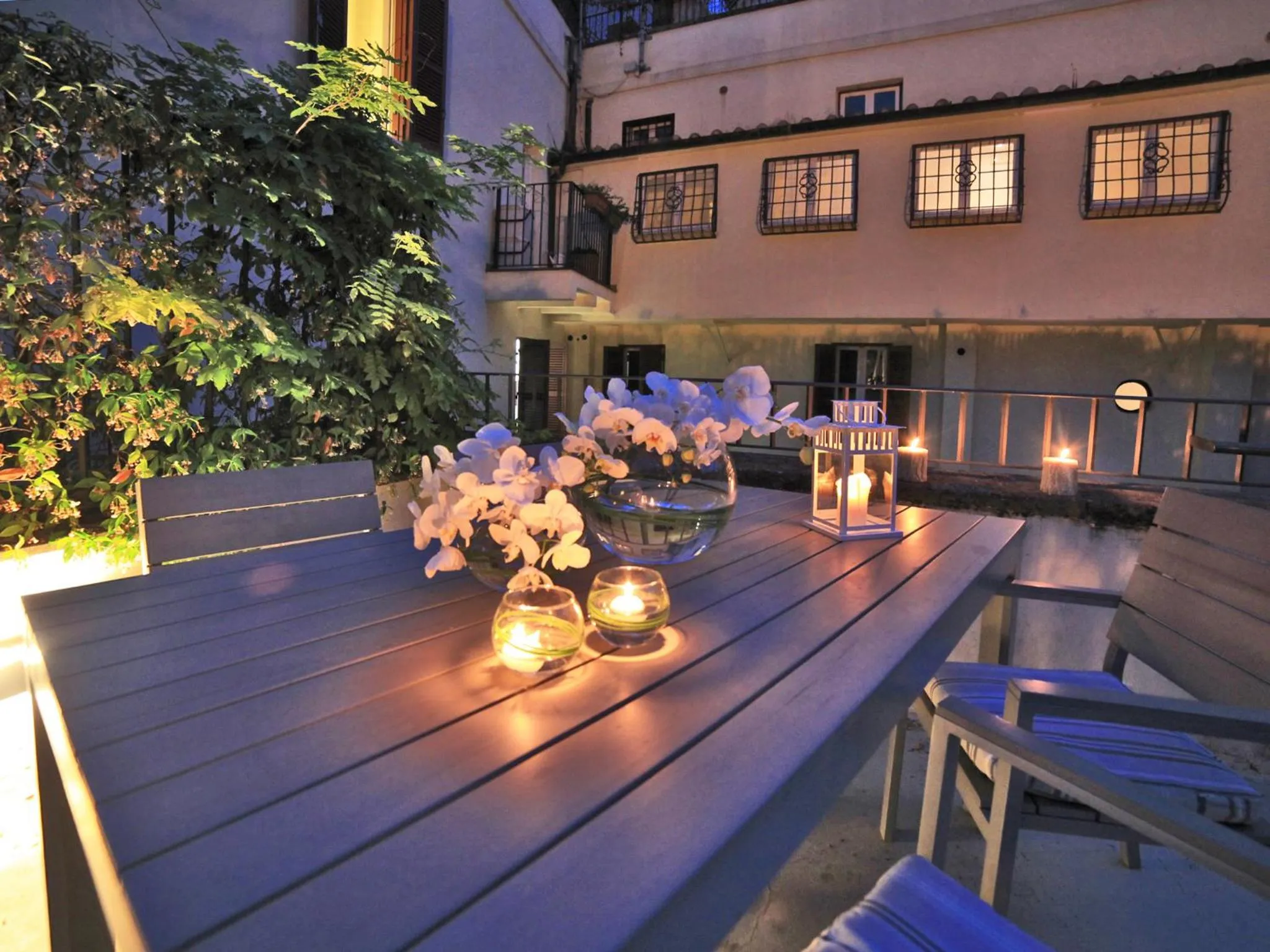 Decorative detail in Nostromondo Ciancaleoni Palace