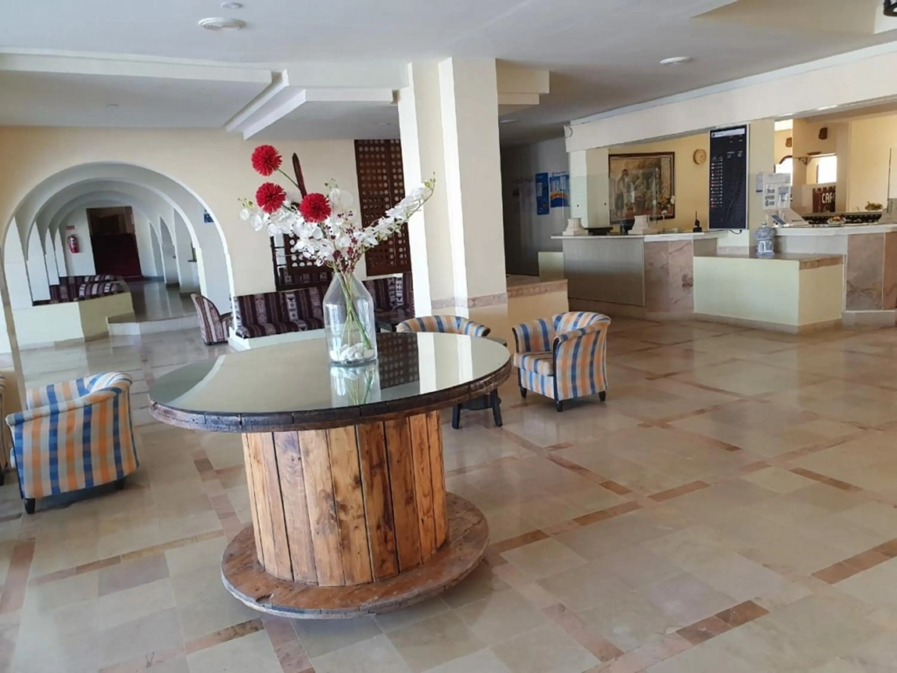 Lounge or bar in Hotel Best Beach- Family Only