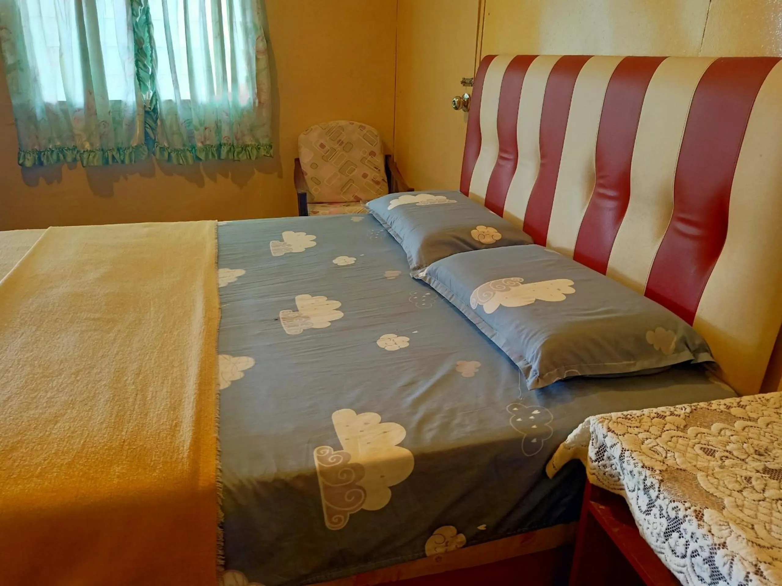 Bedroom, Bed in Hotel O Mountain Resthouse