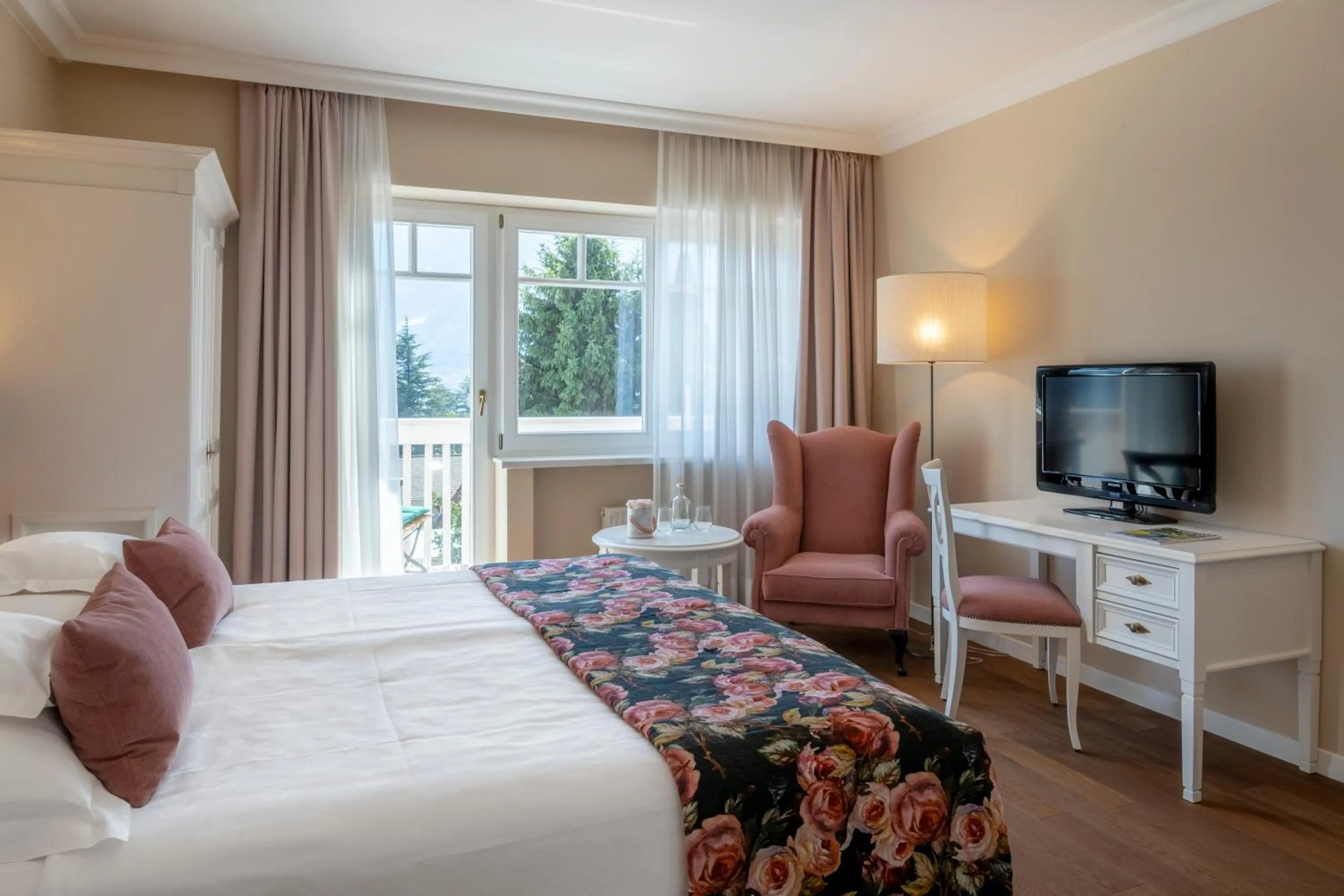 Bed in Hotel Pienzenau Am Schlosspark