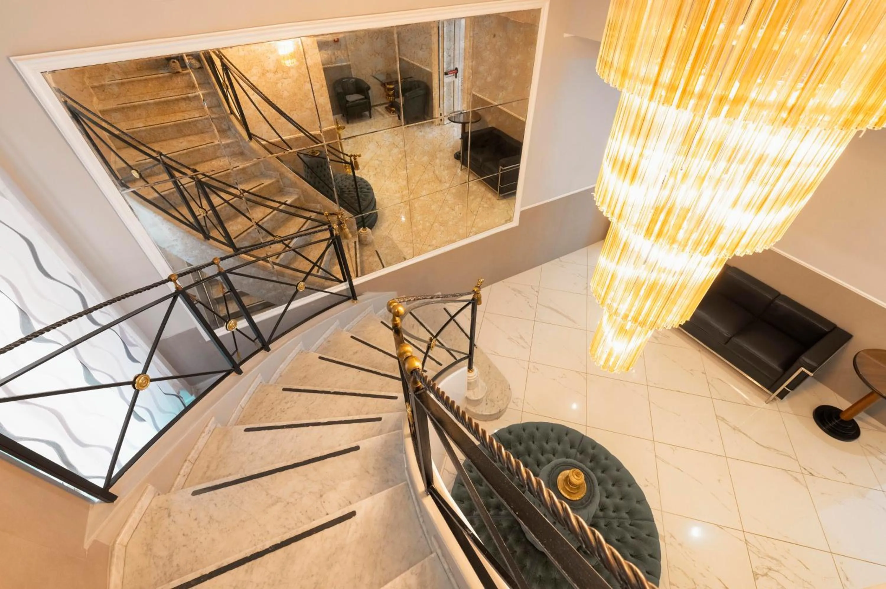 Lobby or reception in Hotel Virgilio