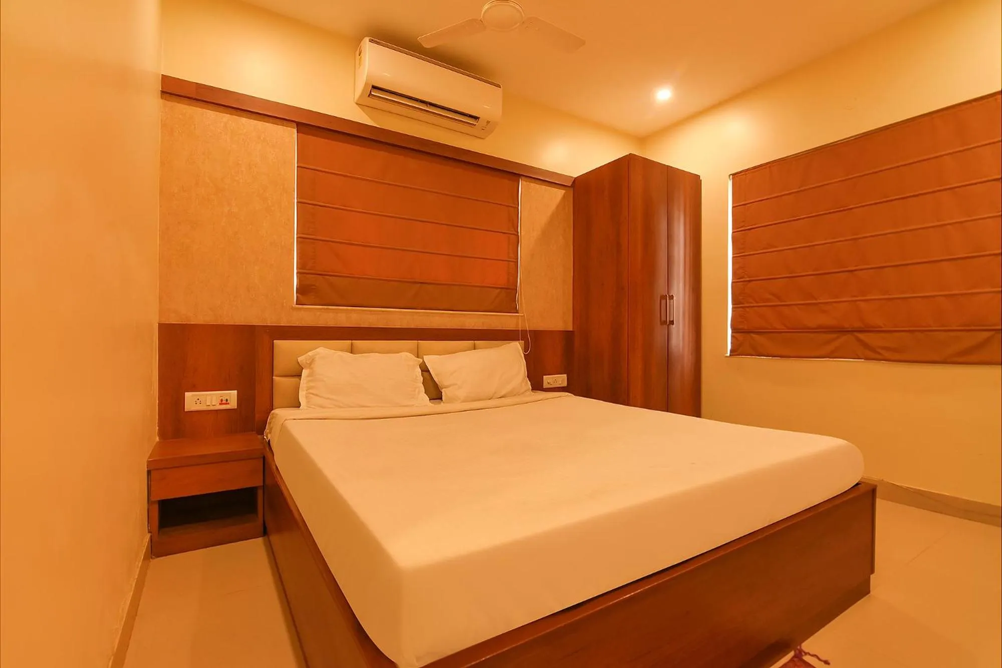 Bedroom, Bed in Via Dream Plaza