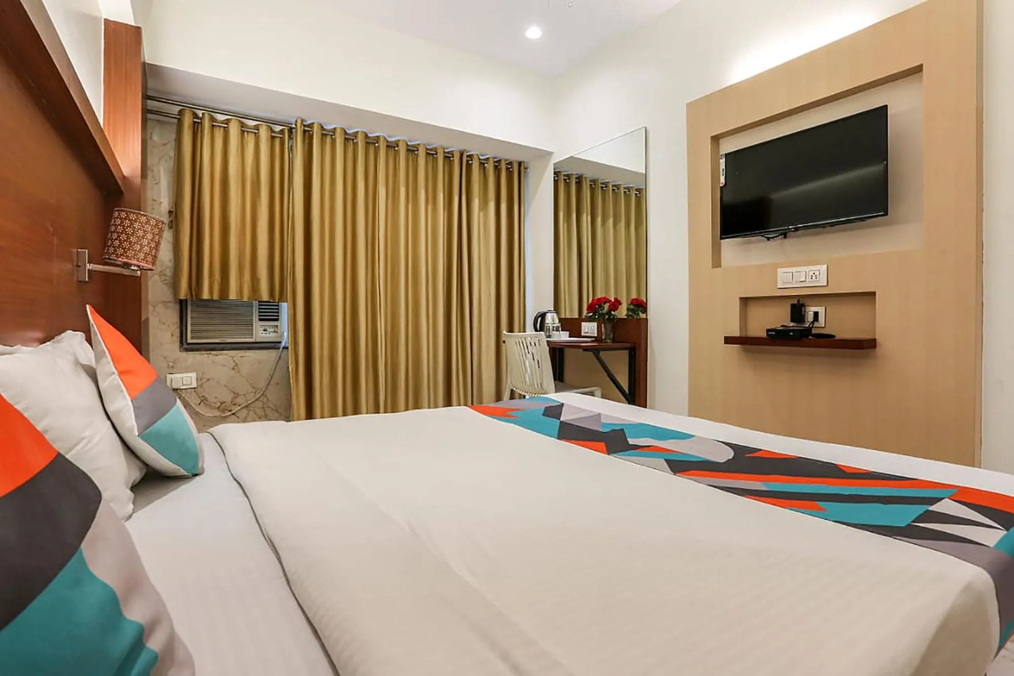 Bed in FabHotel Spring inn - Nr Borivali Station